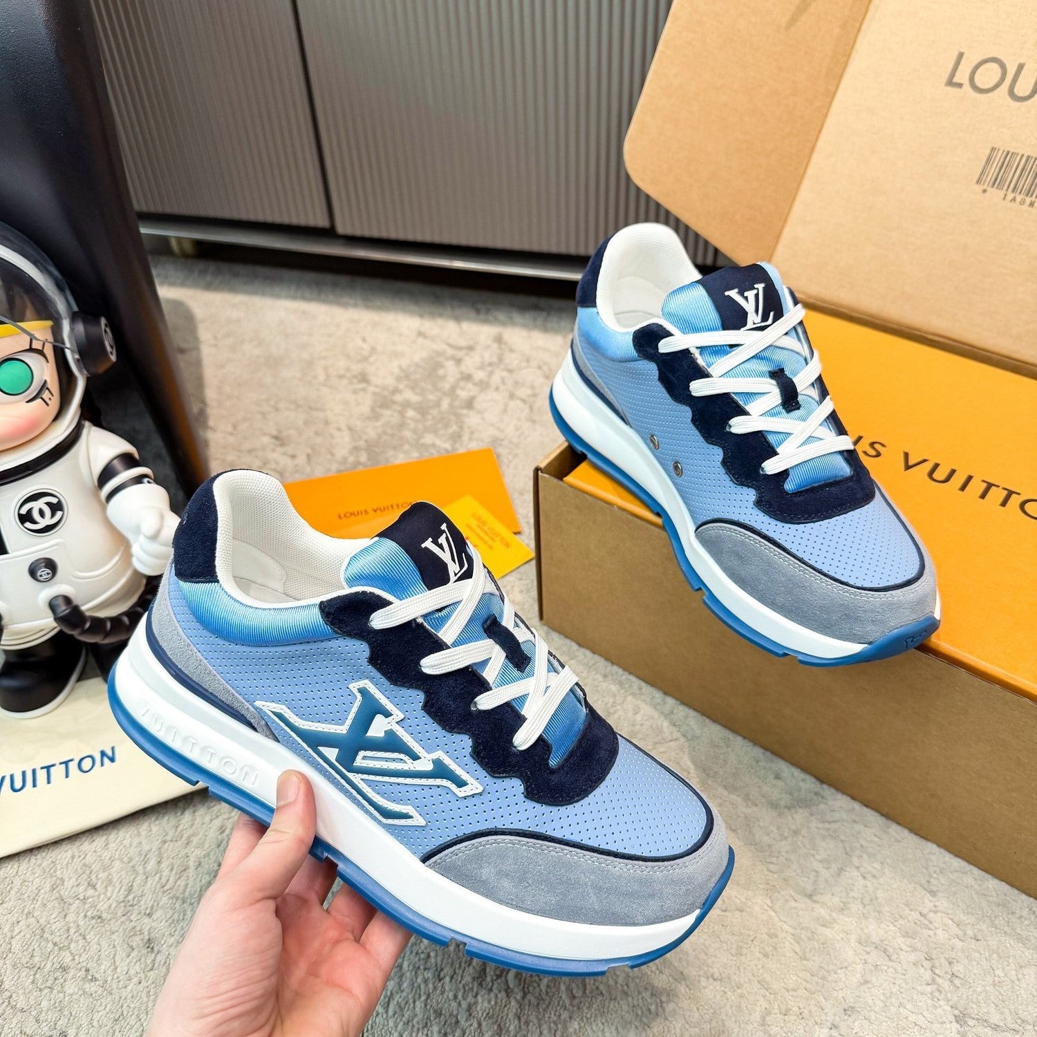 LV Classic Sneaker Grey Blue Black Suede Mesh 625421