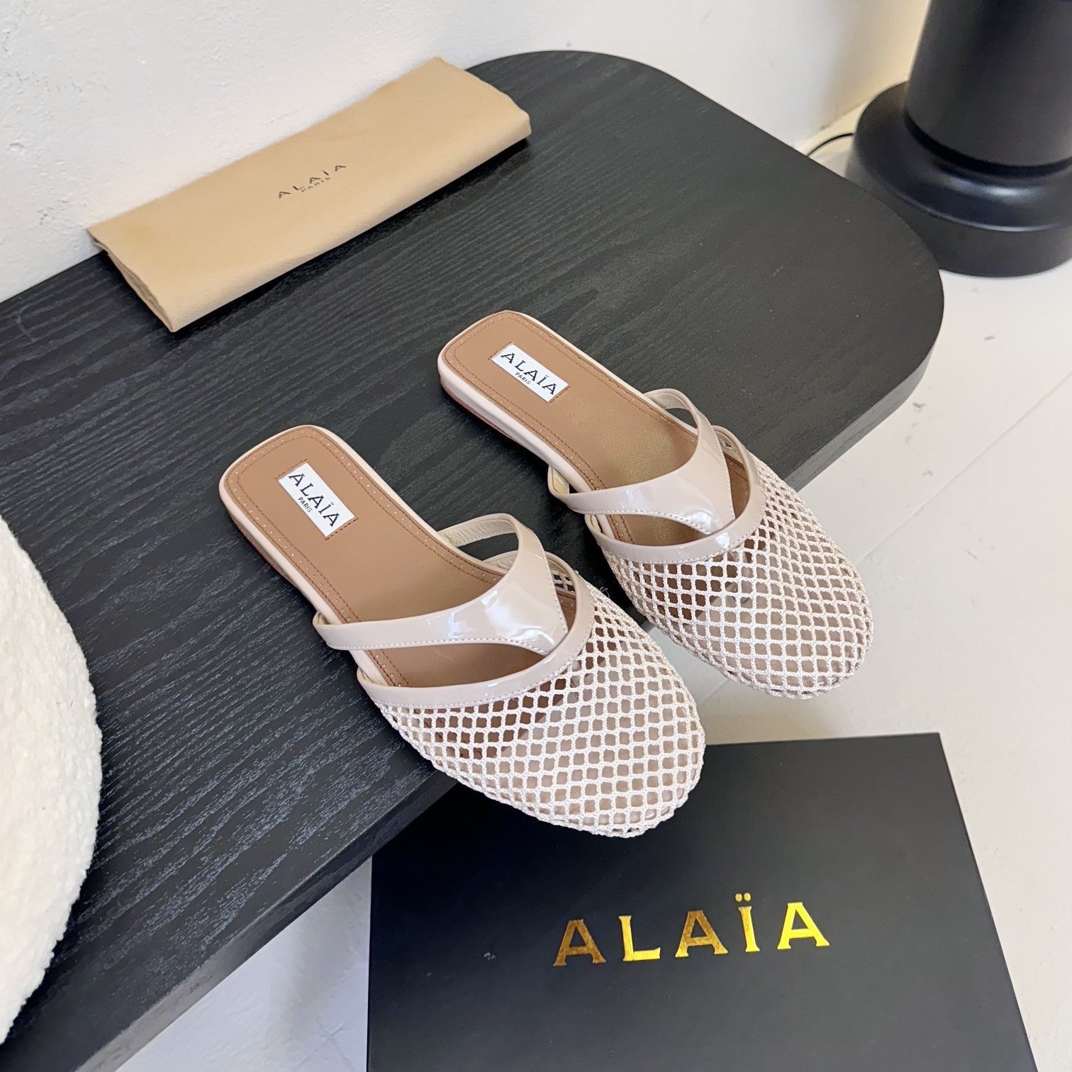 Alaia Fishnet Mule Peach Leather 235518