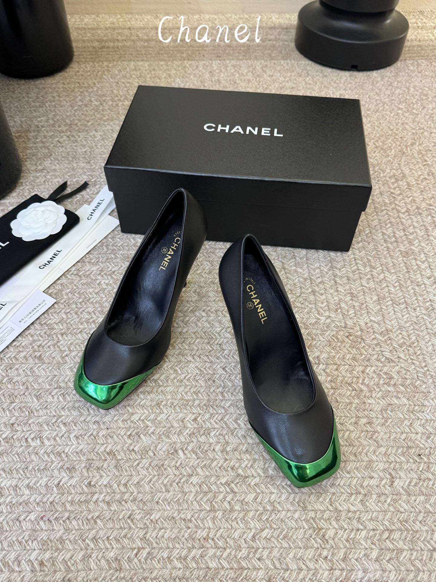 CC 26s Square Toe Pump Black Green Sheepskin 835677