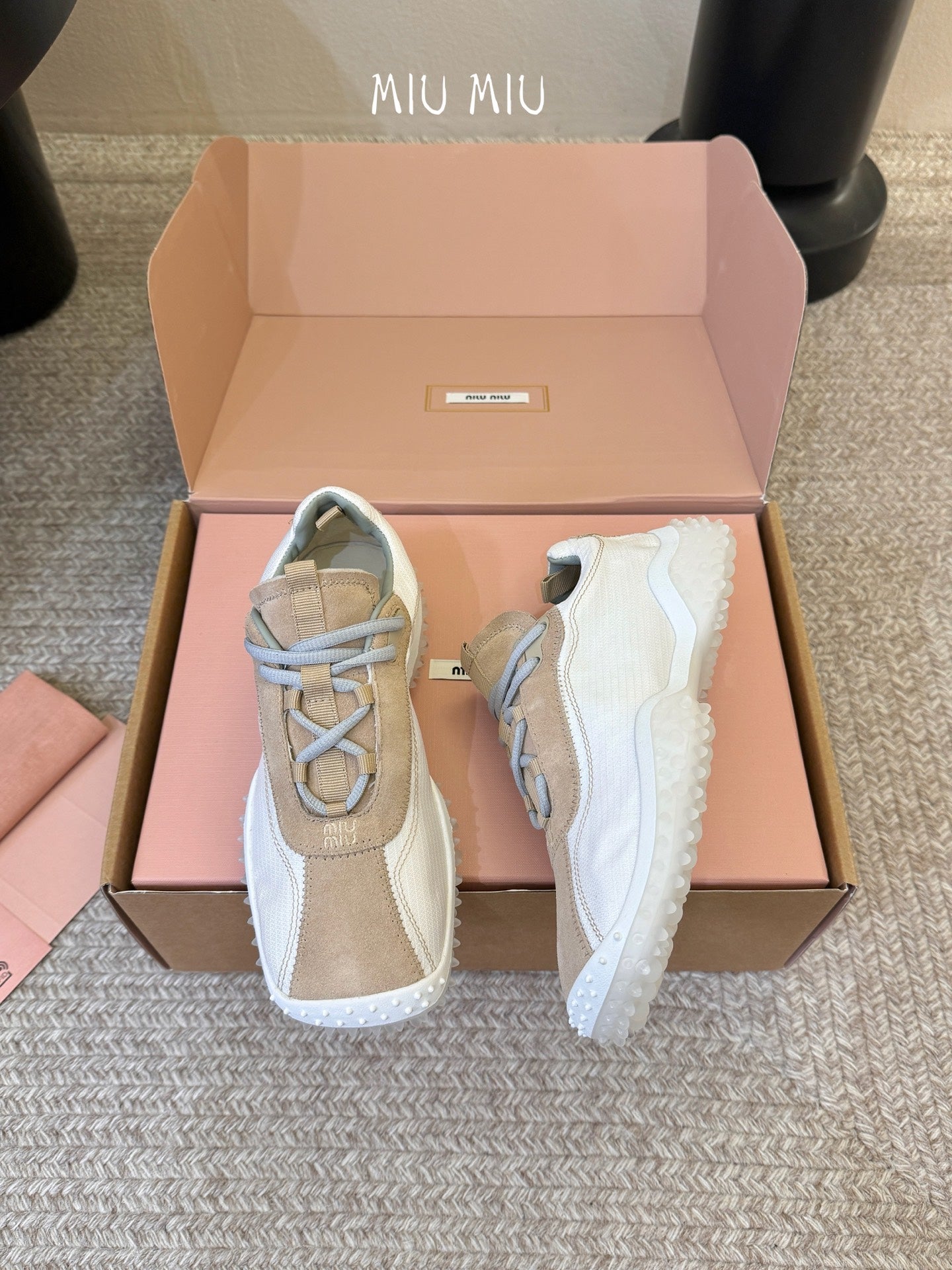 Miu 26s Square Toe Casual Sneakers White Khaki Suede 890984