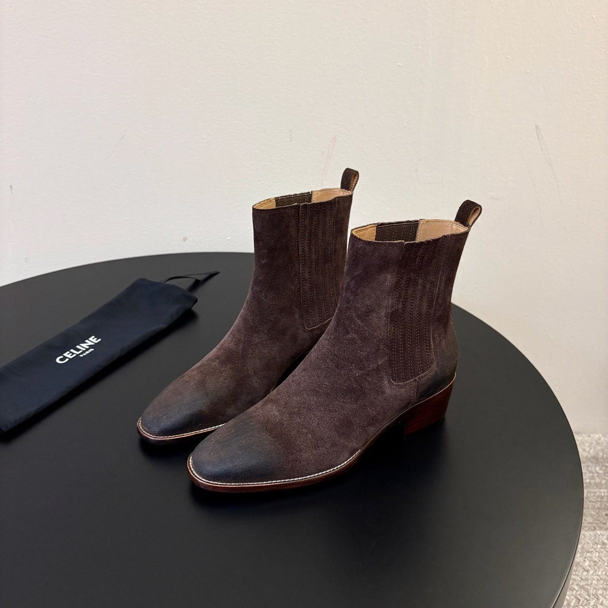 Celine 26s Triomphe Chelsea Boots Havana Suede 104887