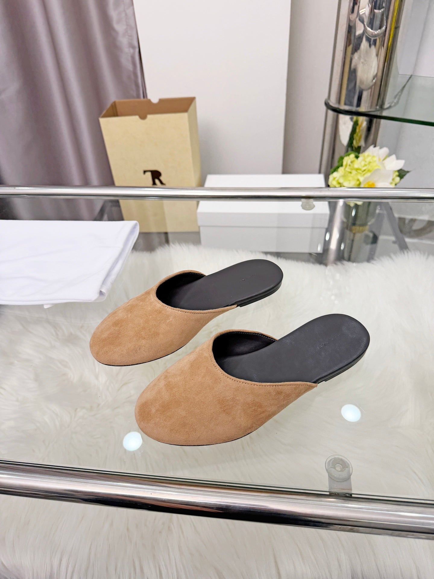 The Row Sleeper Two Slippers Beige Suede 707571