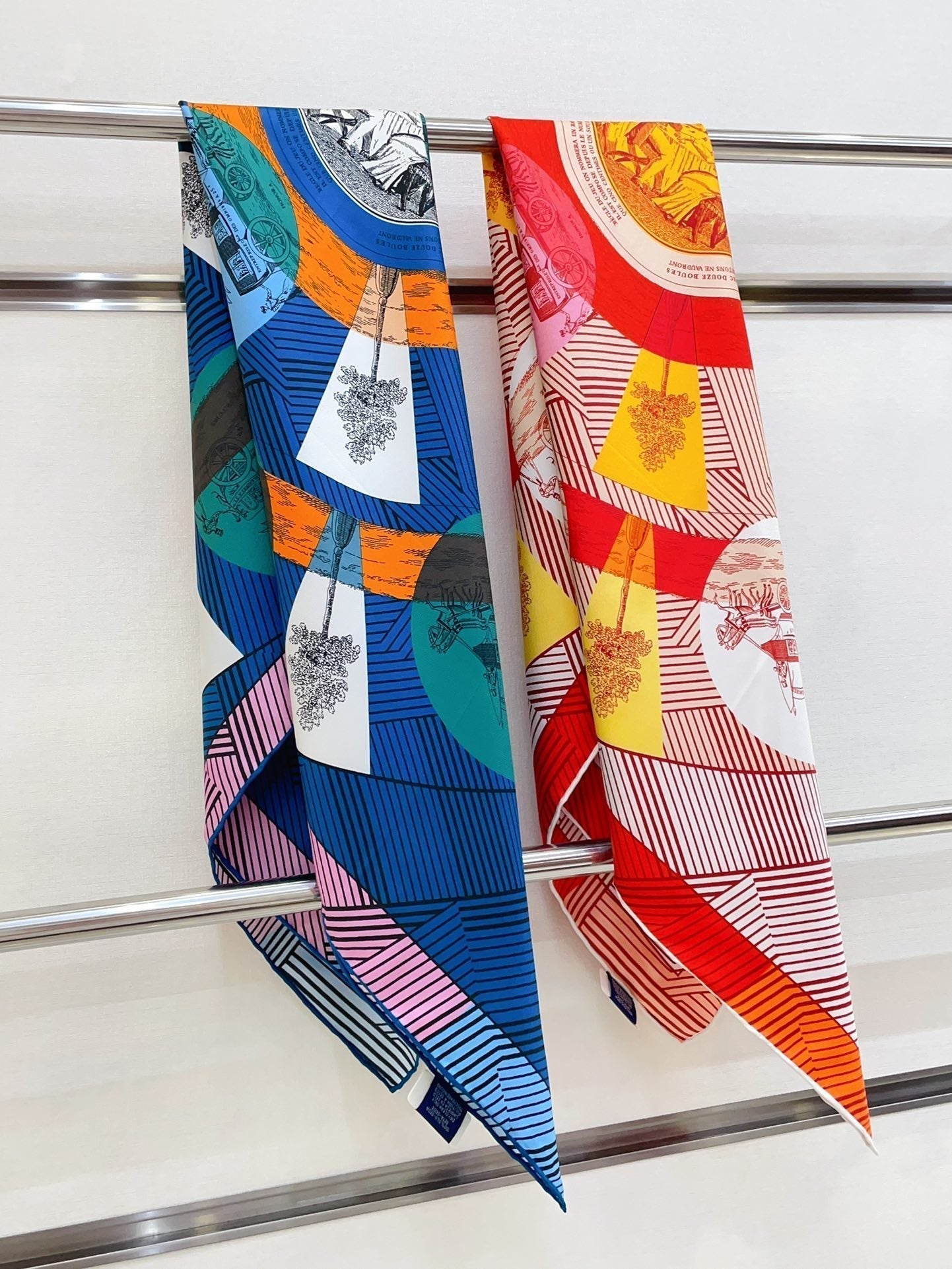 Jeu Des Omnibus Remix Scarf 90 CM In Colorful Silk Twill 211109