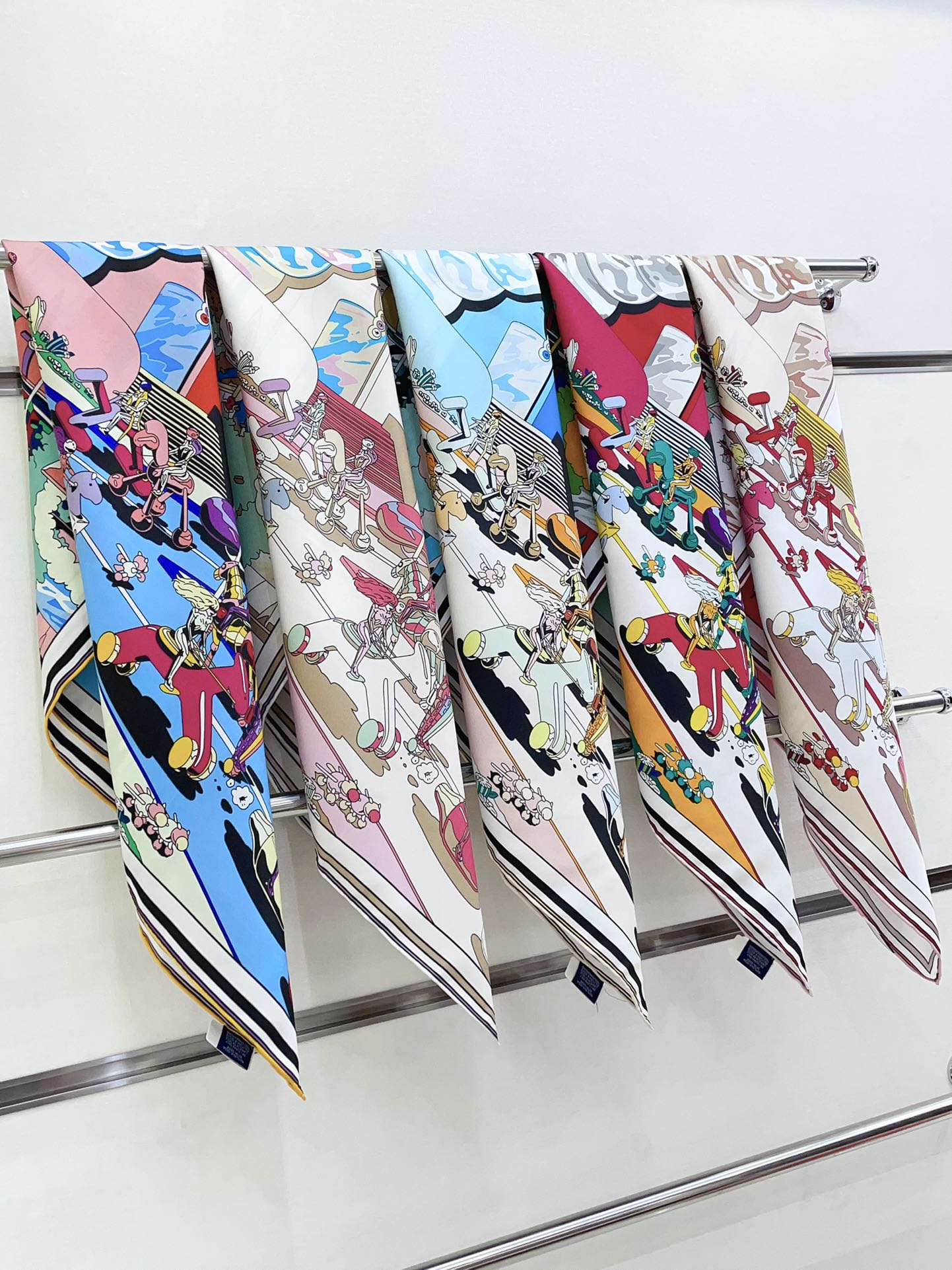 Locomotion Shawl 90 CM In Colorful Silk Twill 225466