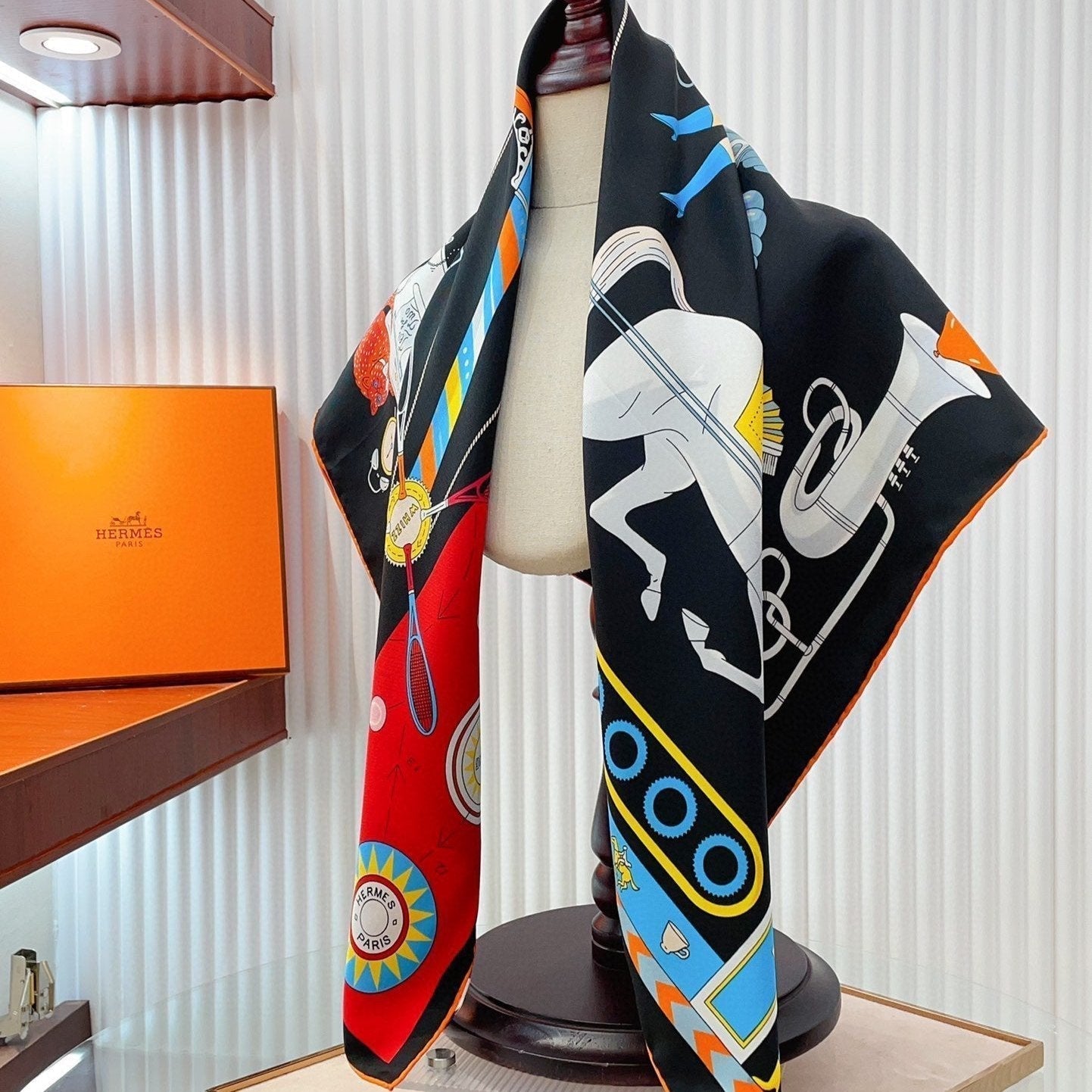 Tea For Two Scarf 90 CM In Black Colorful Silk Twill 296692