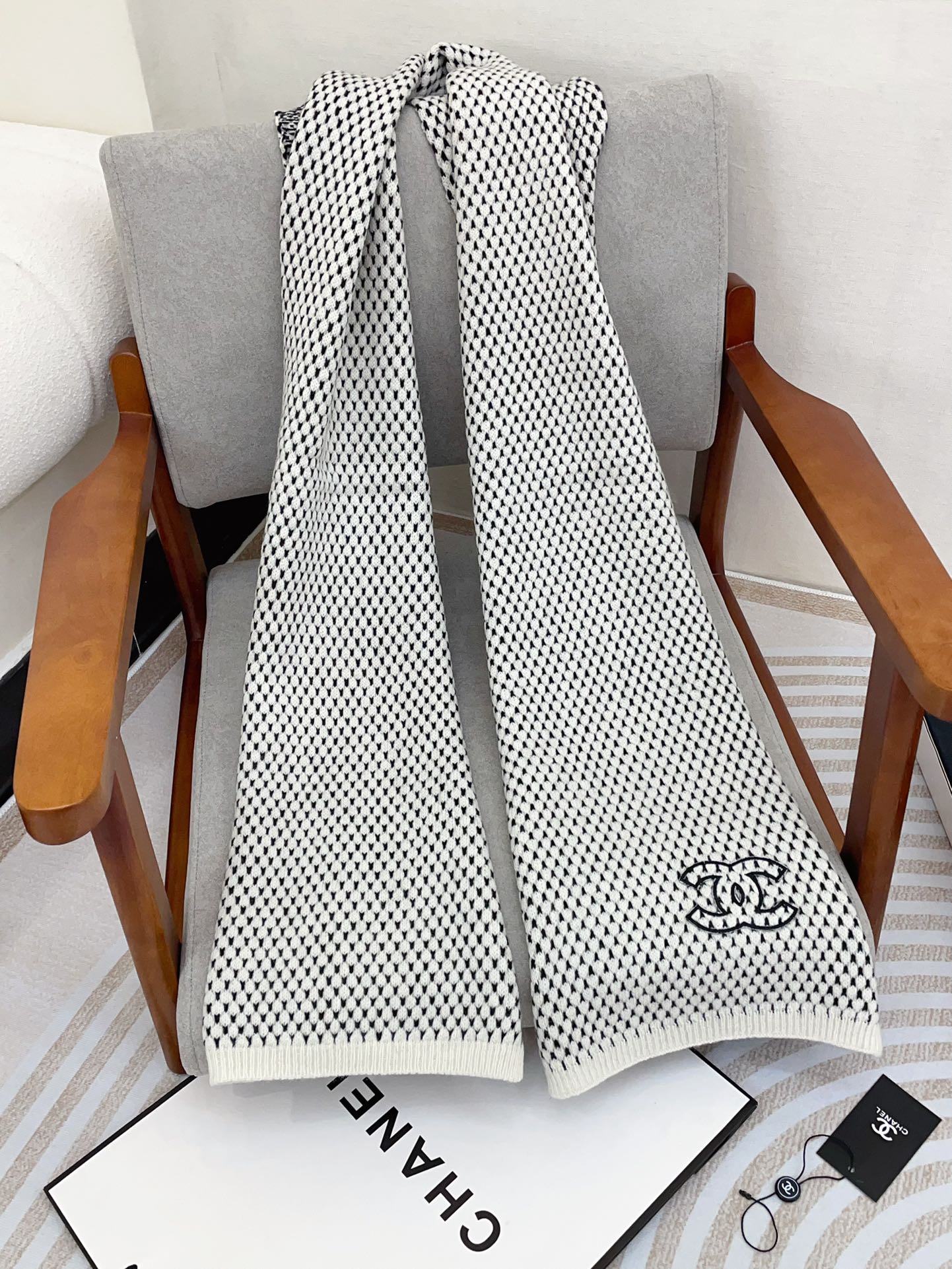 SCARF 180 CM IN WHITE MIX BLACK CASHMERE 394592