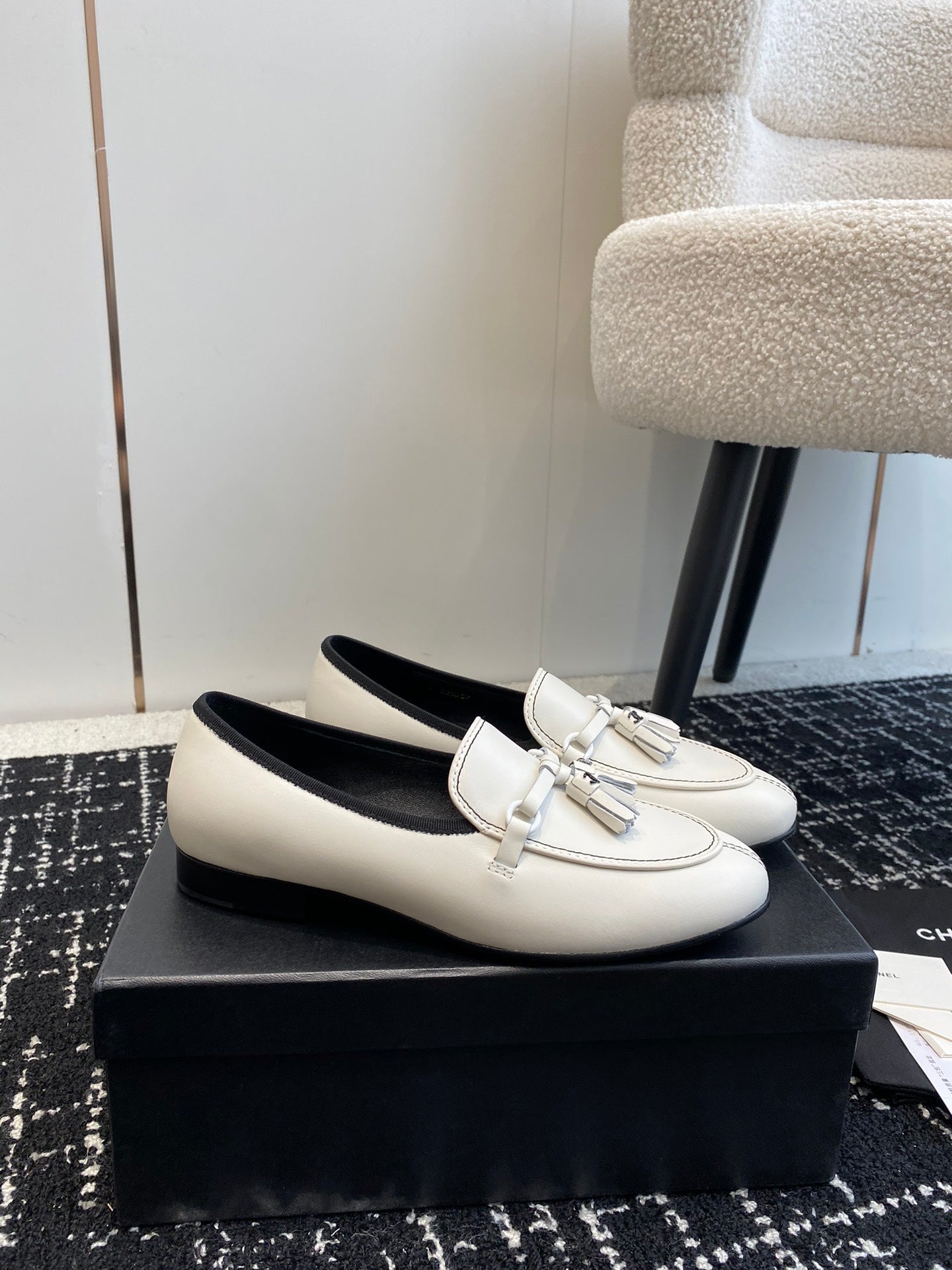 CC 26s Tassel Loafers White Calfskin 964907