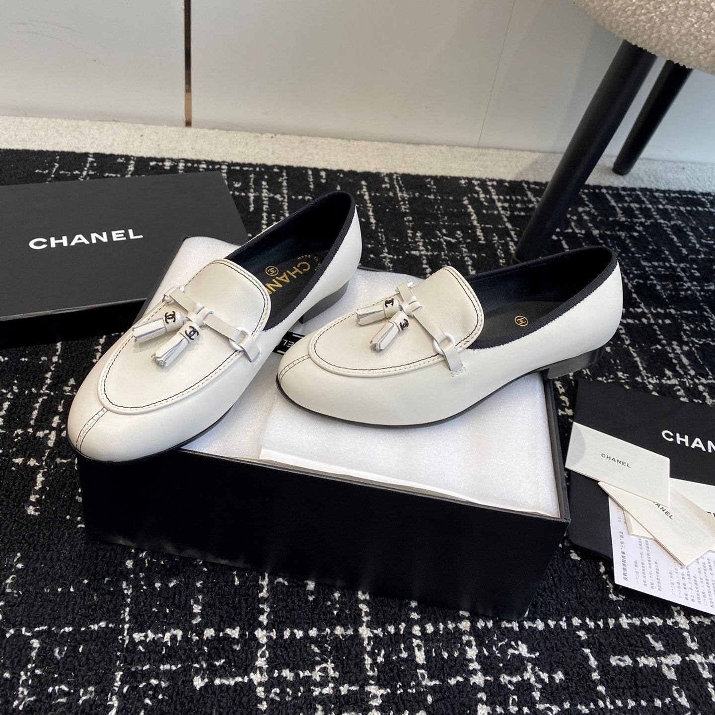 CC 26s Tassel Loafers White Calfskin 964907
