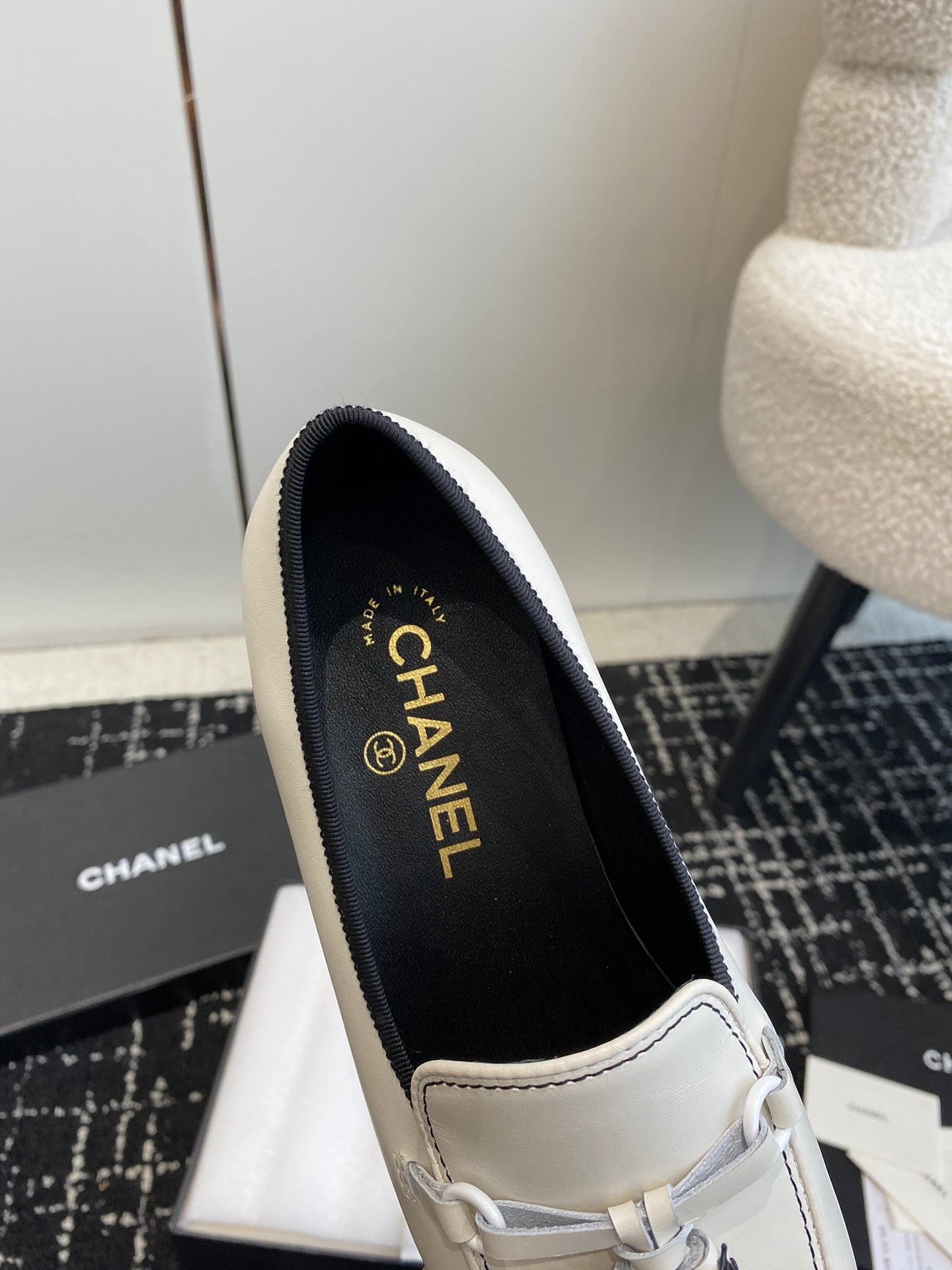 CC 26s Tassel Loafers White Calfskin 964907