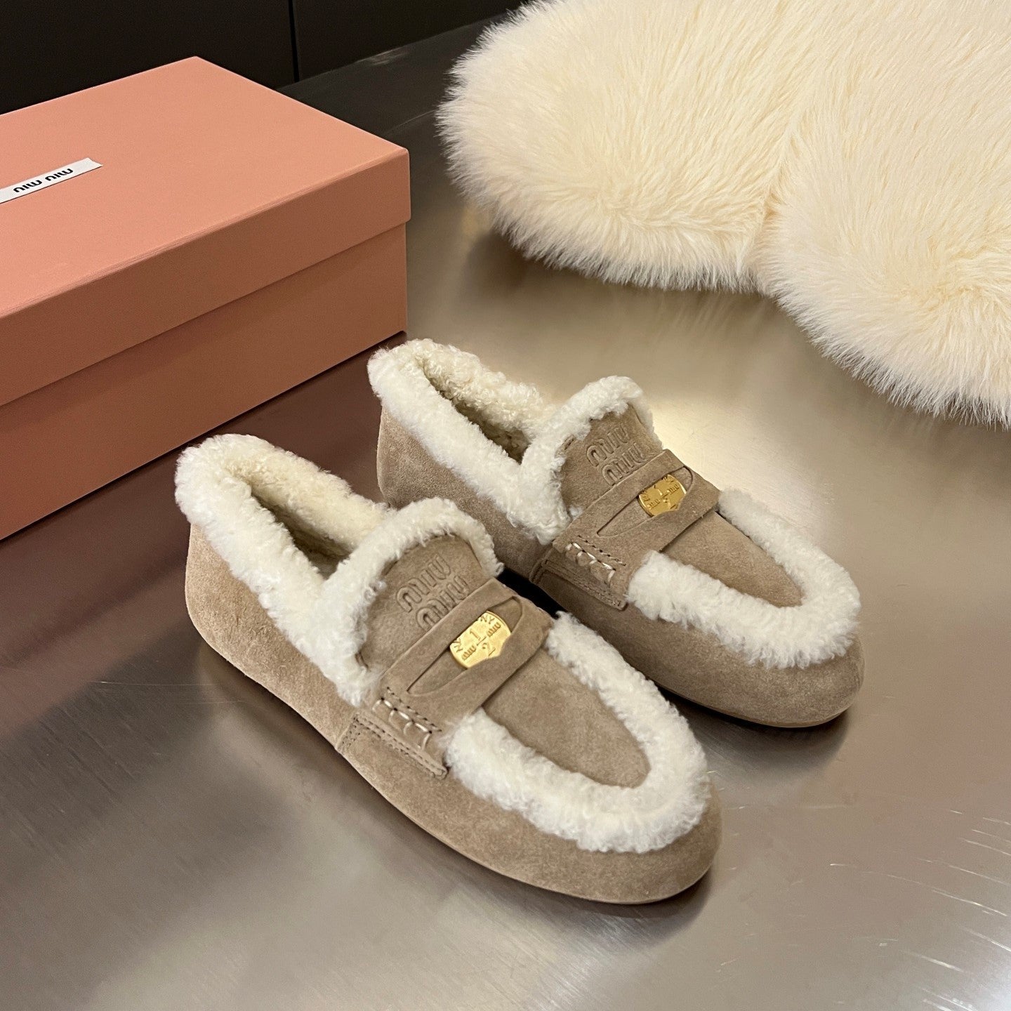 Miu Logo-Embossed Loafer Taupe Suede Shearling 455917