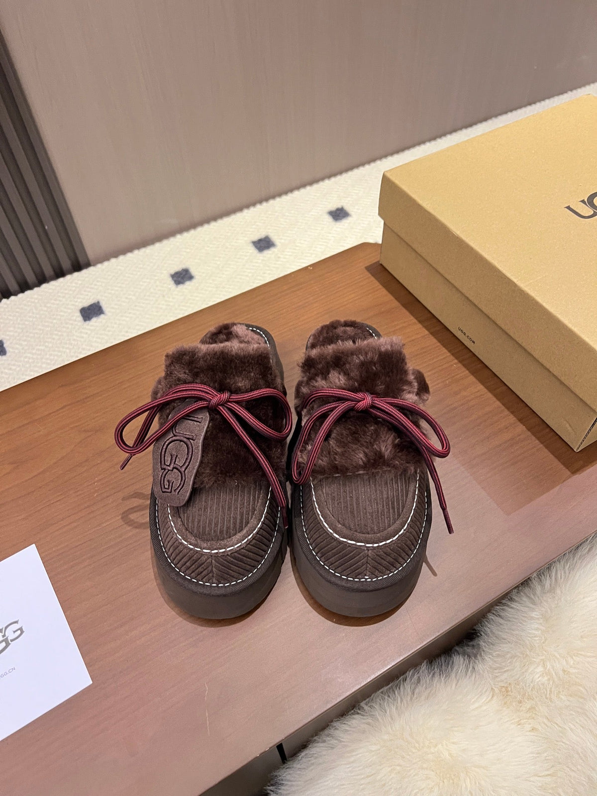 UGG 26s Shoes 4.5cm Dark Brown Fur Corduroy 187144