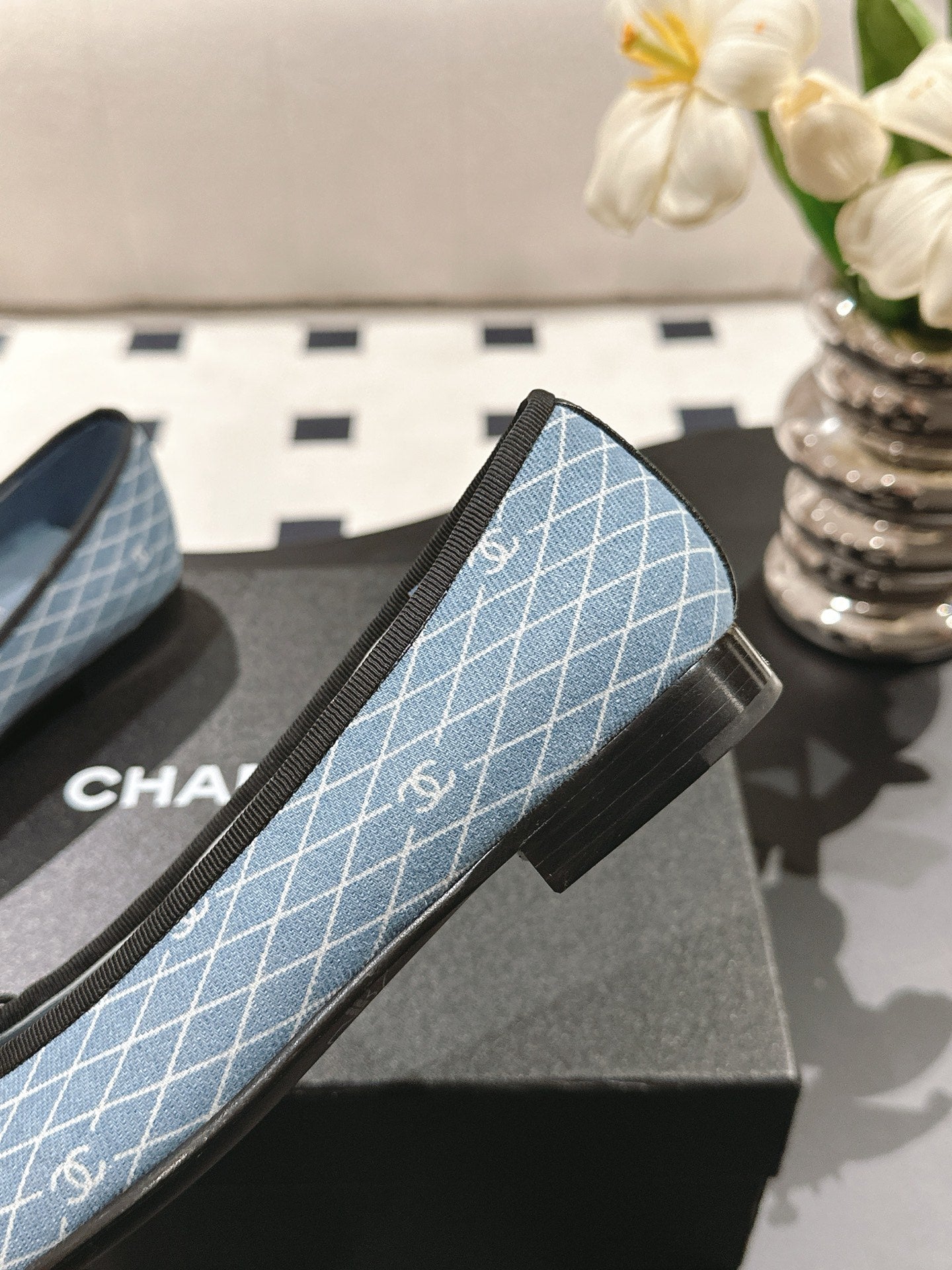 cc 25c ballet flat cross line pattern blue denim 237479