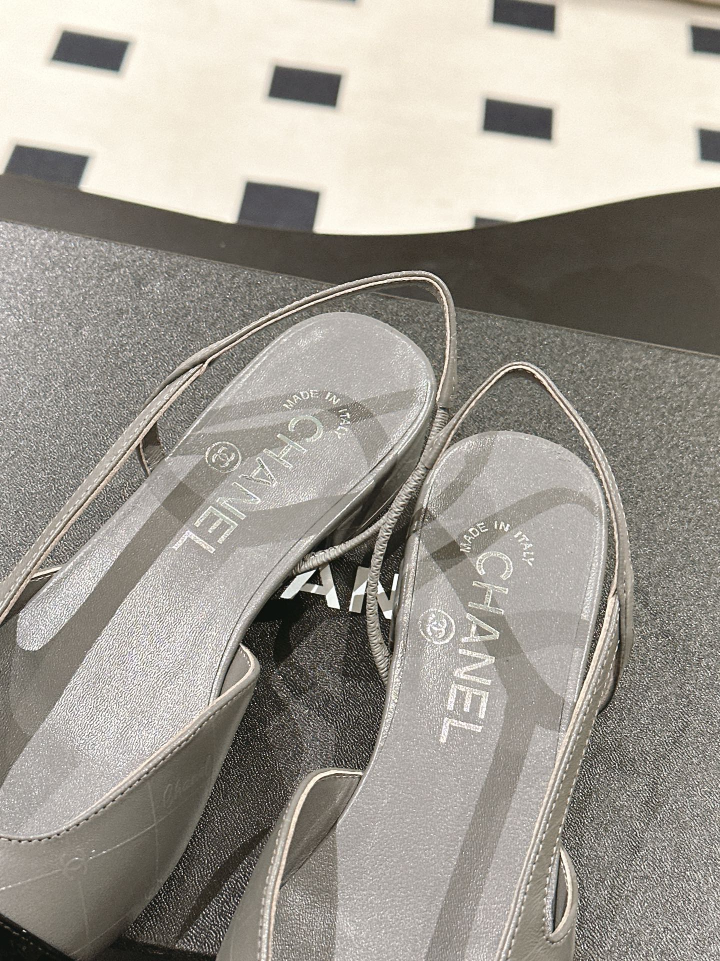 cc 25c slingback flat 15mm cross line pattern grey lambskin 237493