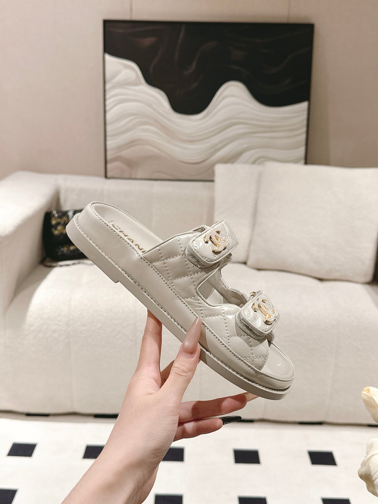 cc 25p logo with pearl mule sandal grey leather 237584