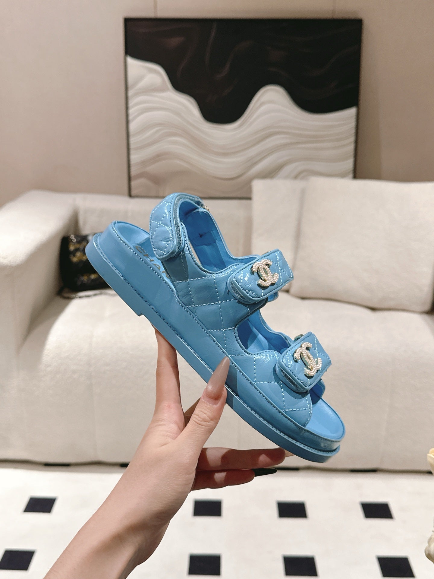 cc 25p logo with pearl sandal blue leather 237588