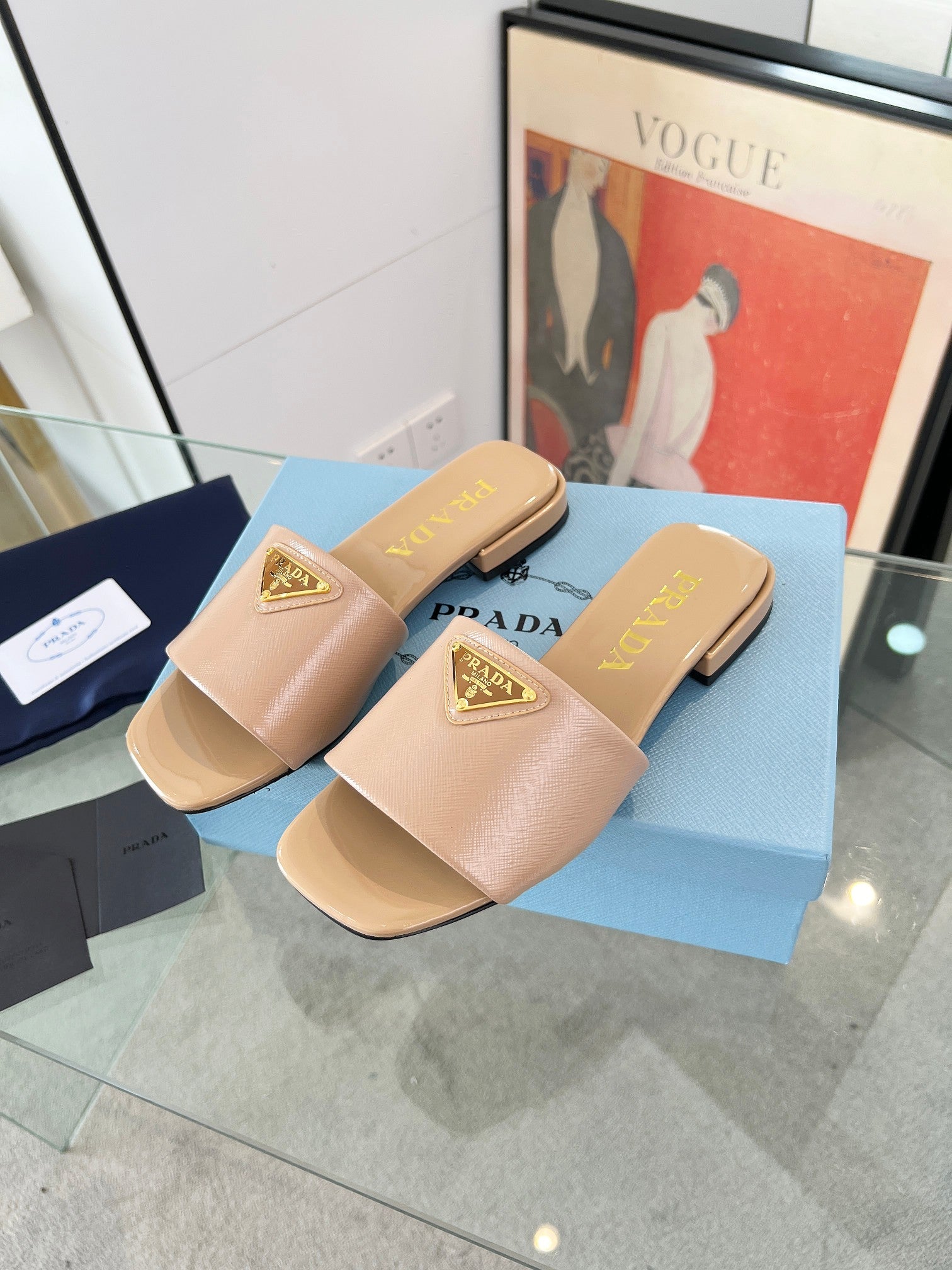 Prada 26s Saffiano Slides 1.5cm Beige Glossy Leather 986622