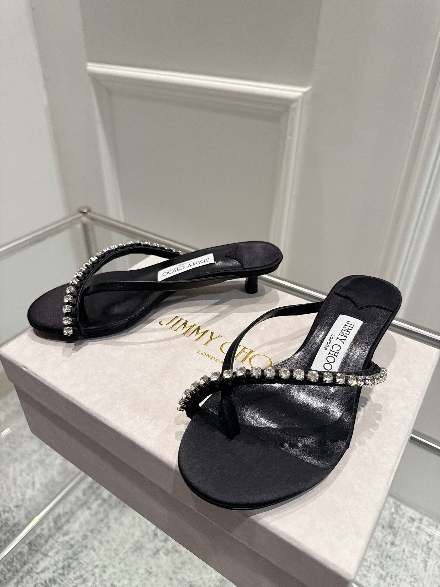 Jimmy Crystal Dila Mules 35mm Black Sheepskin 422440