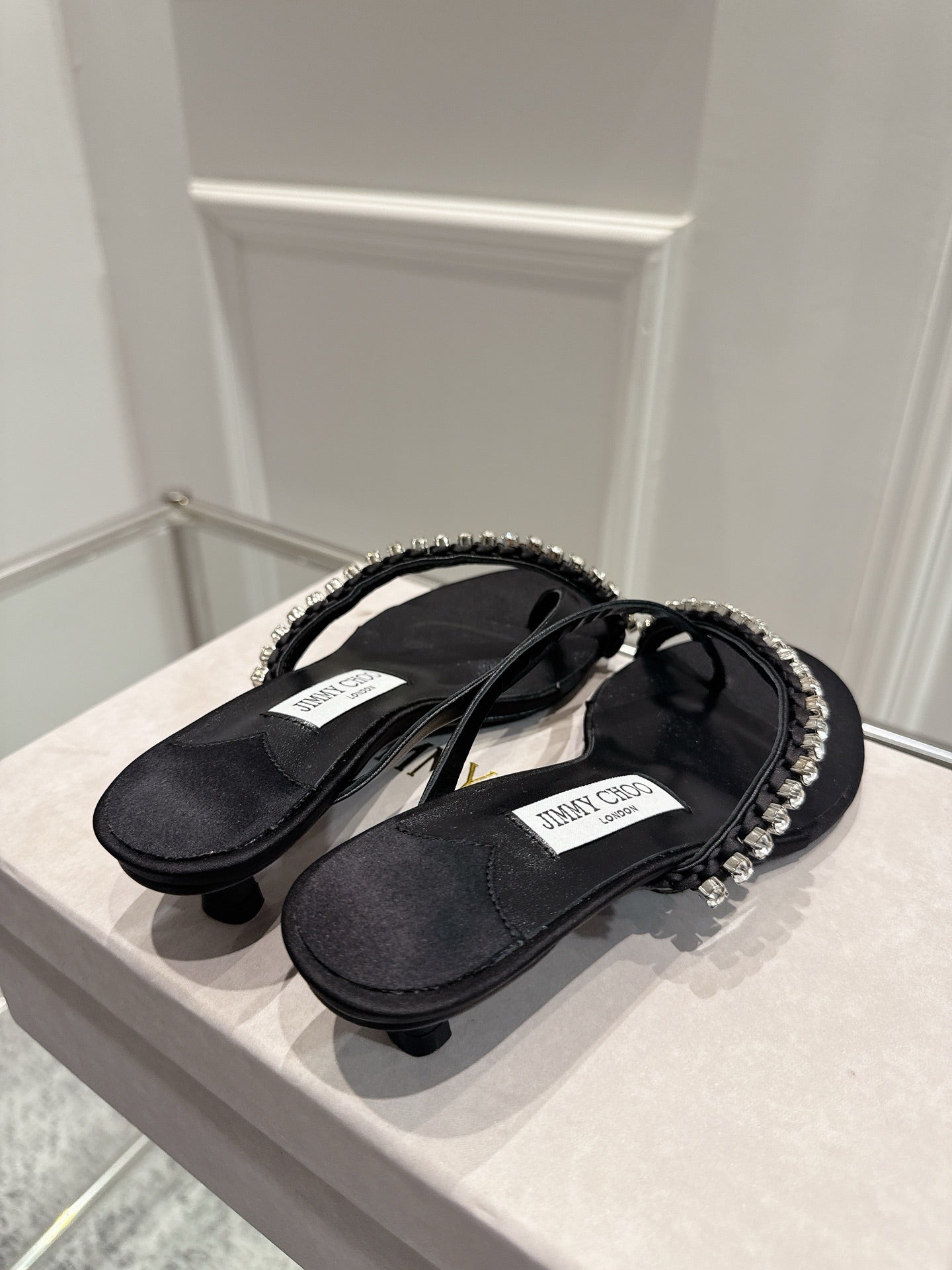 Jimmy Crystal Dila Mules 35mm Black Sheepskin 422440