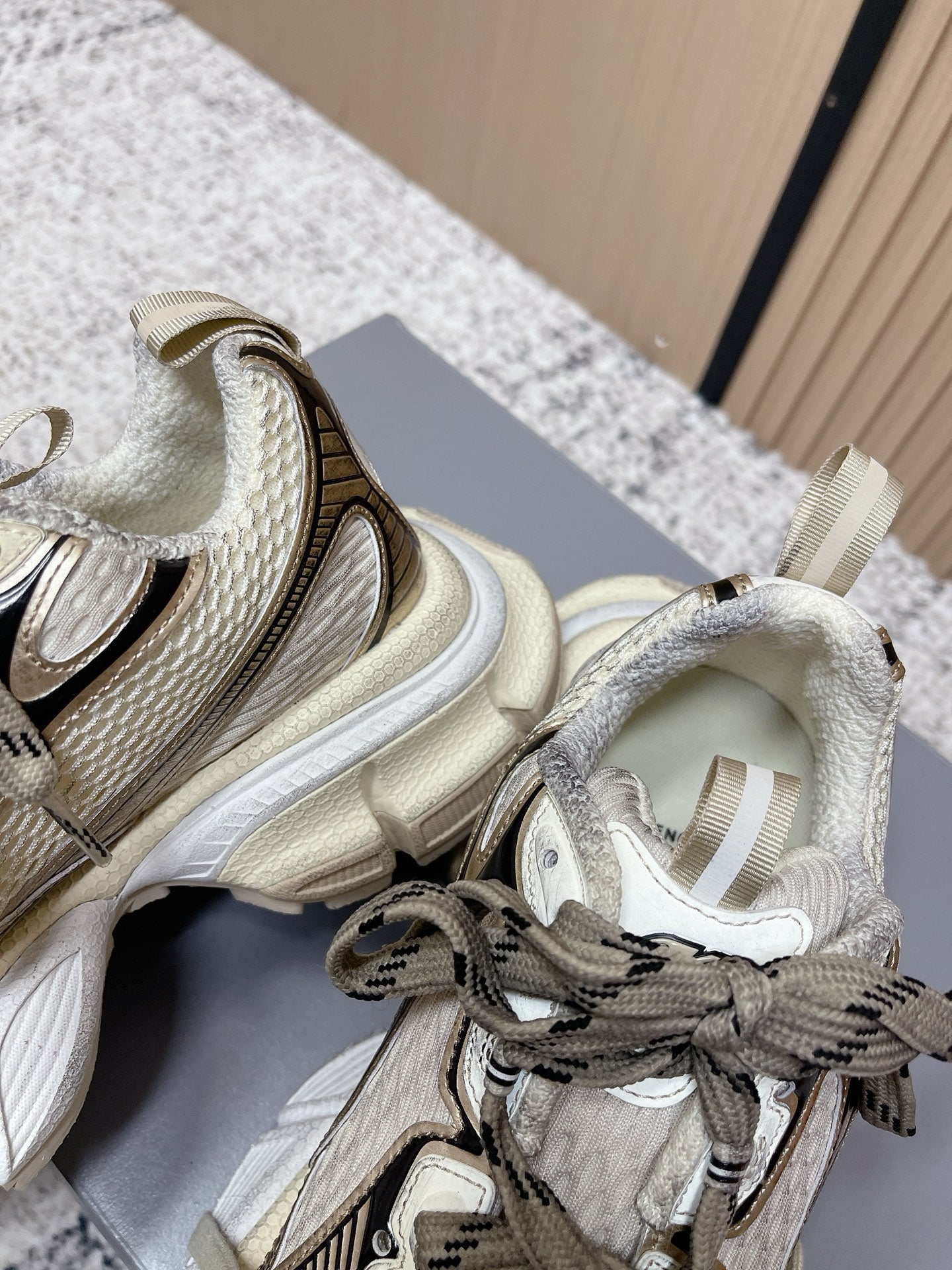 Balenciaga Sneaker Mesh Lace-up Cream Gray Fabric 534182
