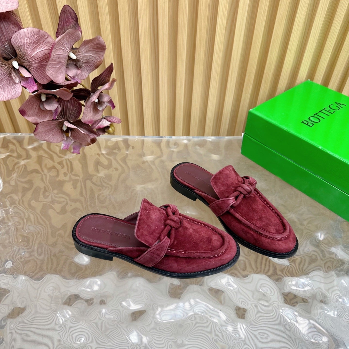 Astaire Loafer Wine Suede 176152