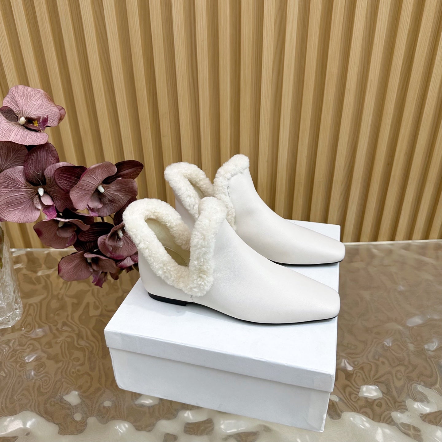 The Row Eros Ankle Boots White Shearling-trimmed Sheepskin 436643