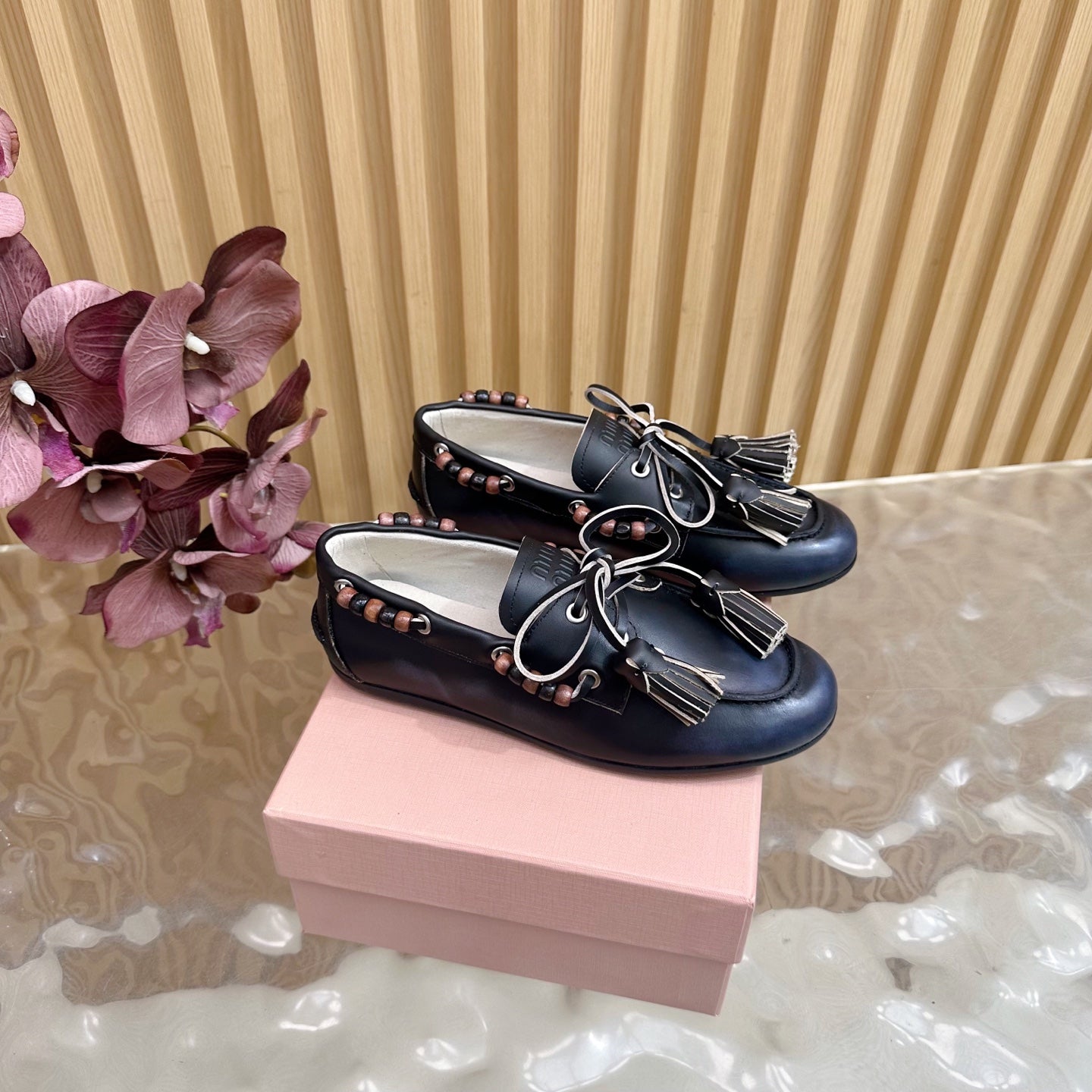 Miu Laces Eyelet Flat Loafer Black Sheepskin 498170