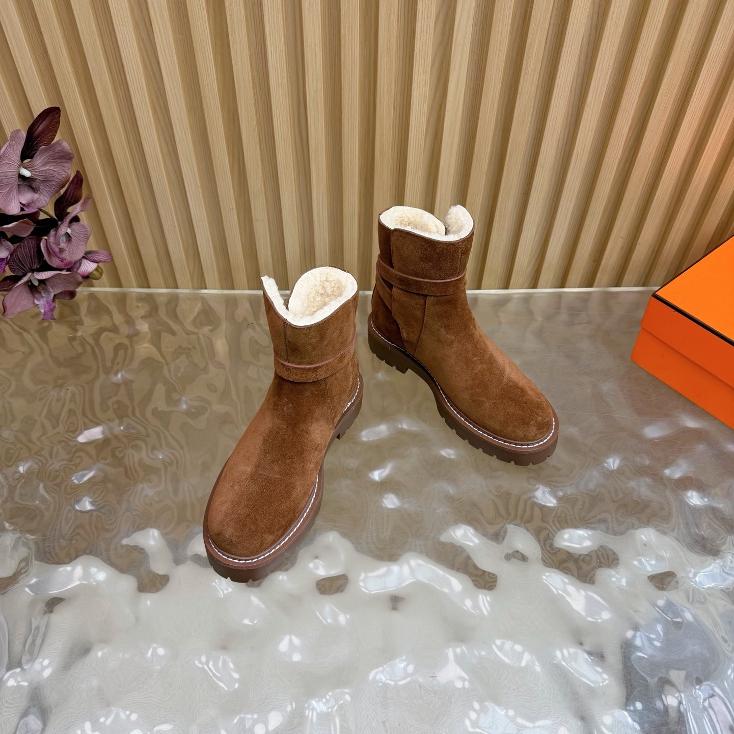 HM Jeff Ankle Boots Brown Suede Shearling 537935