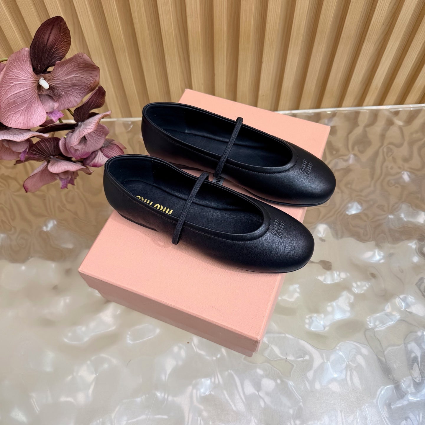 Miu 26s Ballerinas Black Lambskin 933419