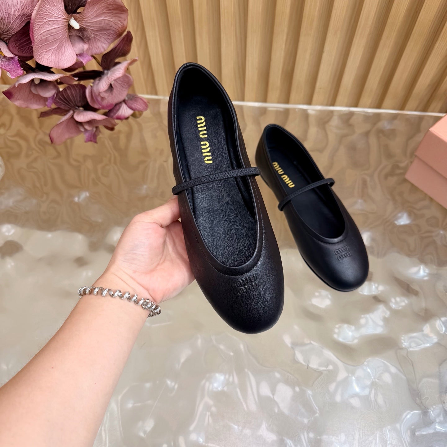Miu 26s Ballerinas Black Lambskin 933419