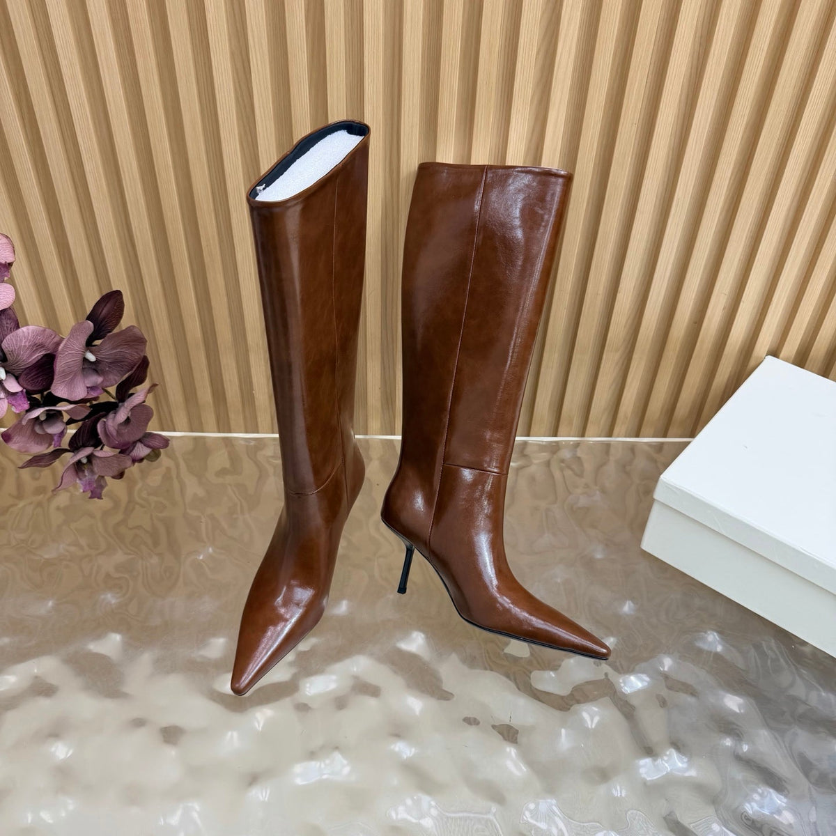 YSL 26s Pointed Toe Knee High Boots 8cm Brown Leather 122773