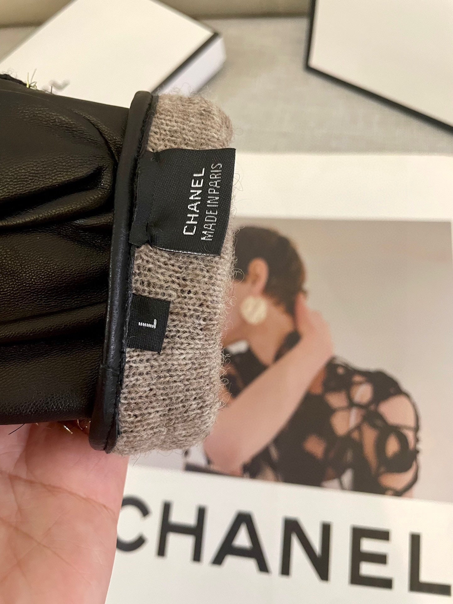 GLOVES IN BLACK MIX WHITE WOOL TWEED AND SHEEPSKIN 463846