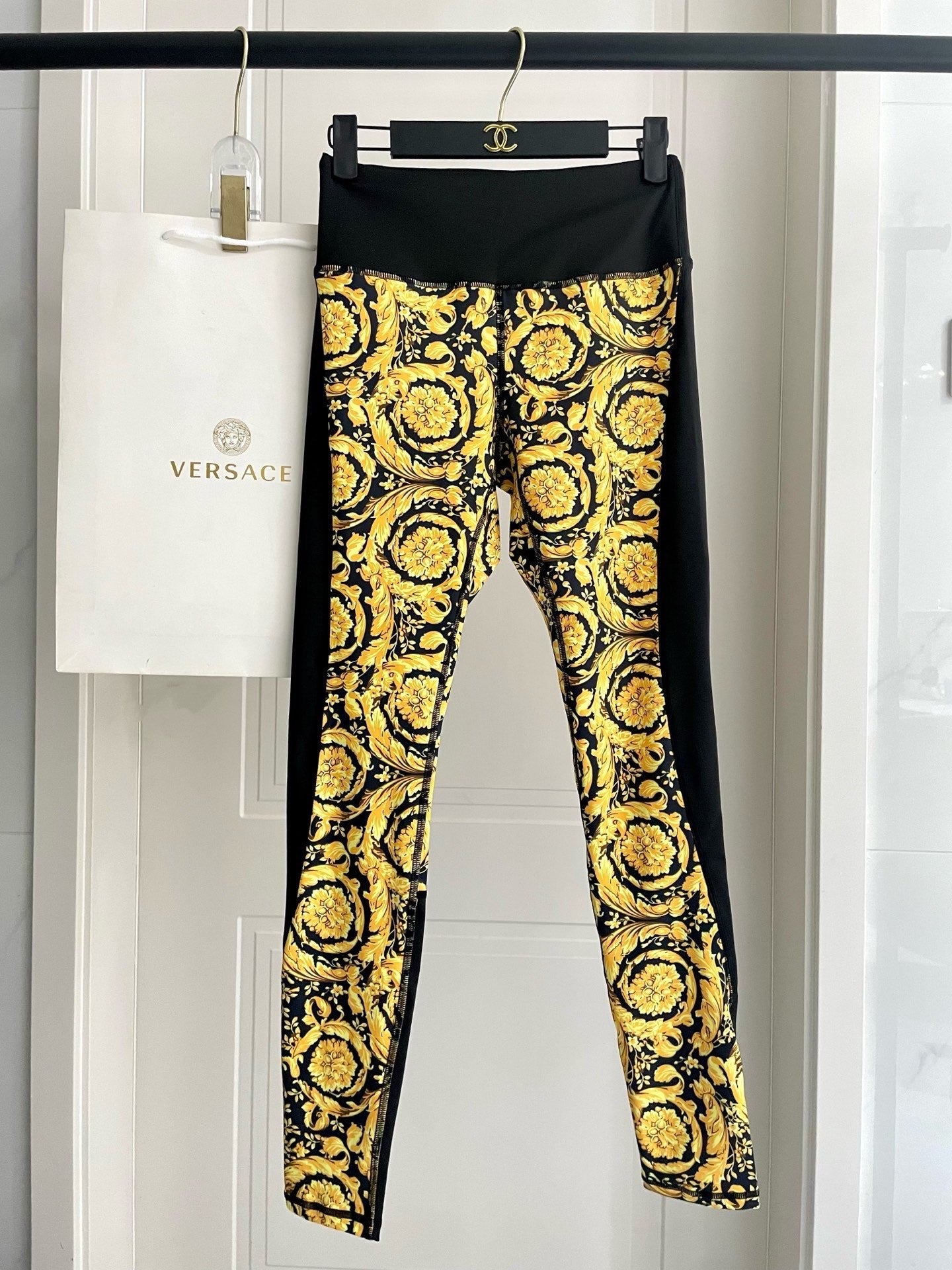 Versace Yoga Set Yellow Black 198911