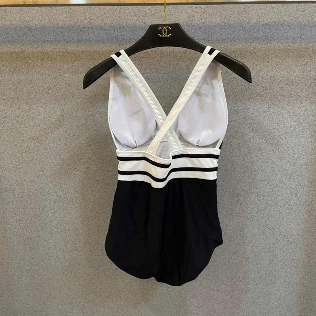 CC One-Piece Bikini Black White 201831