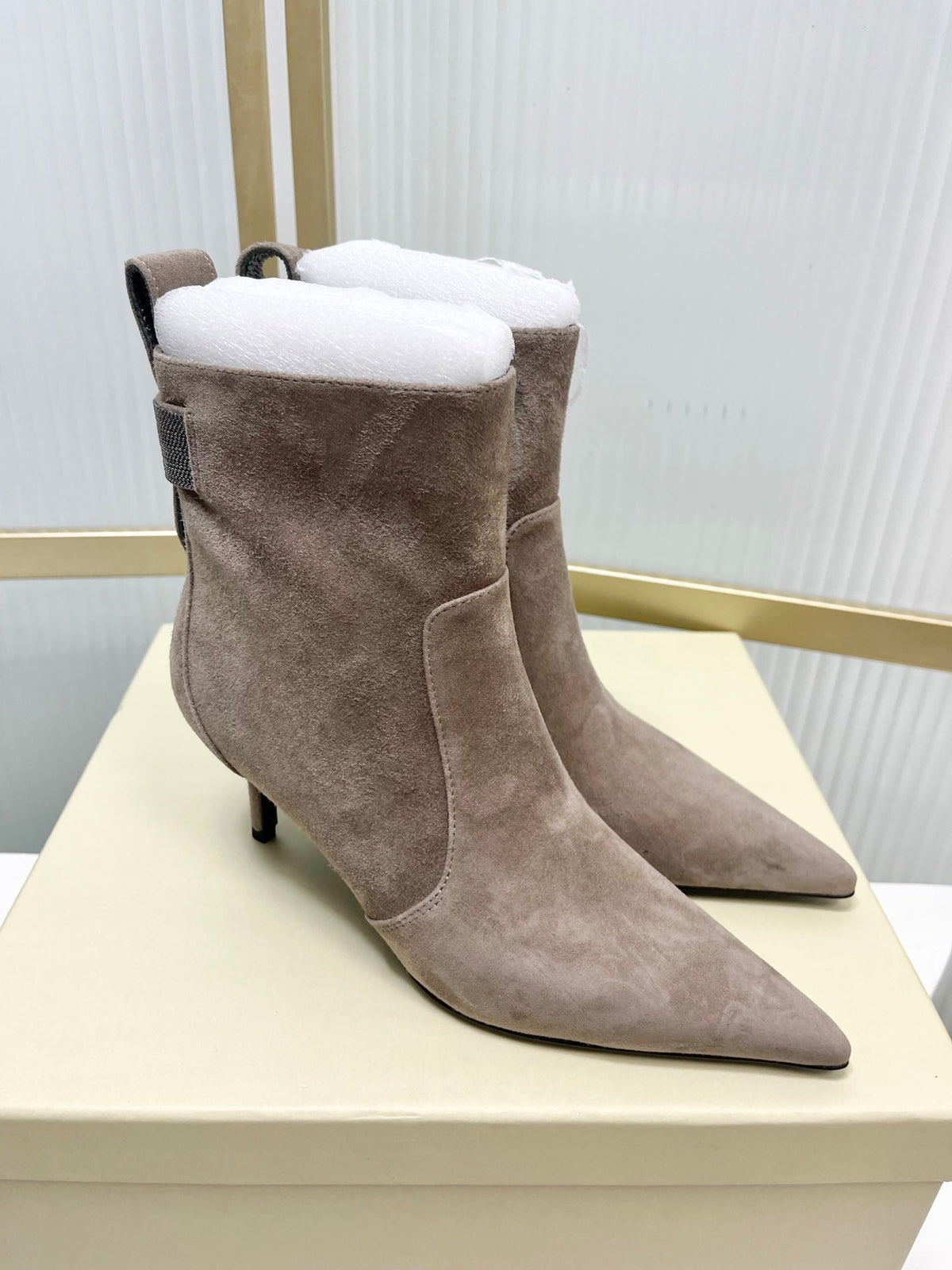 Brunello 26s Boots 7cm Pointed Toe Taupe Suede 187938