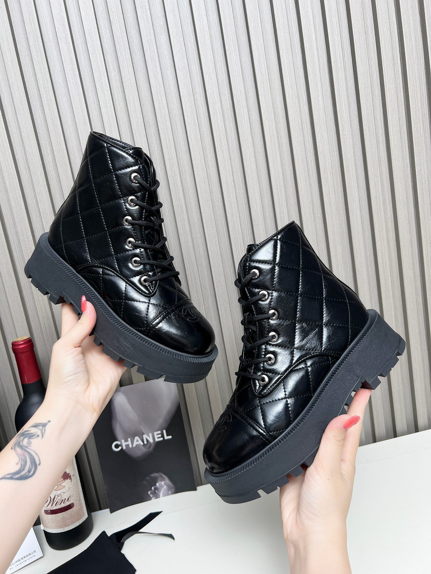 CC Combat Boots In Glossy Black Quilted Lambskin 944580