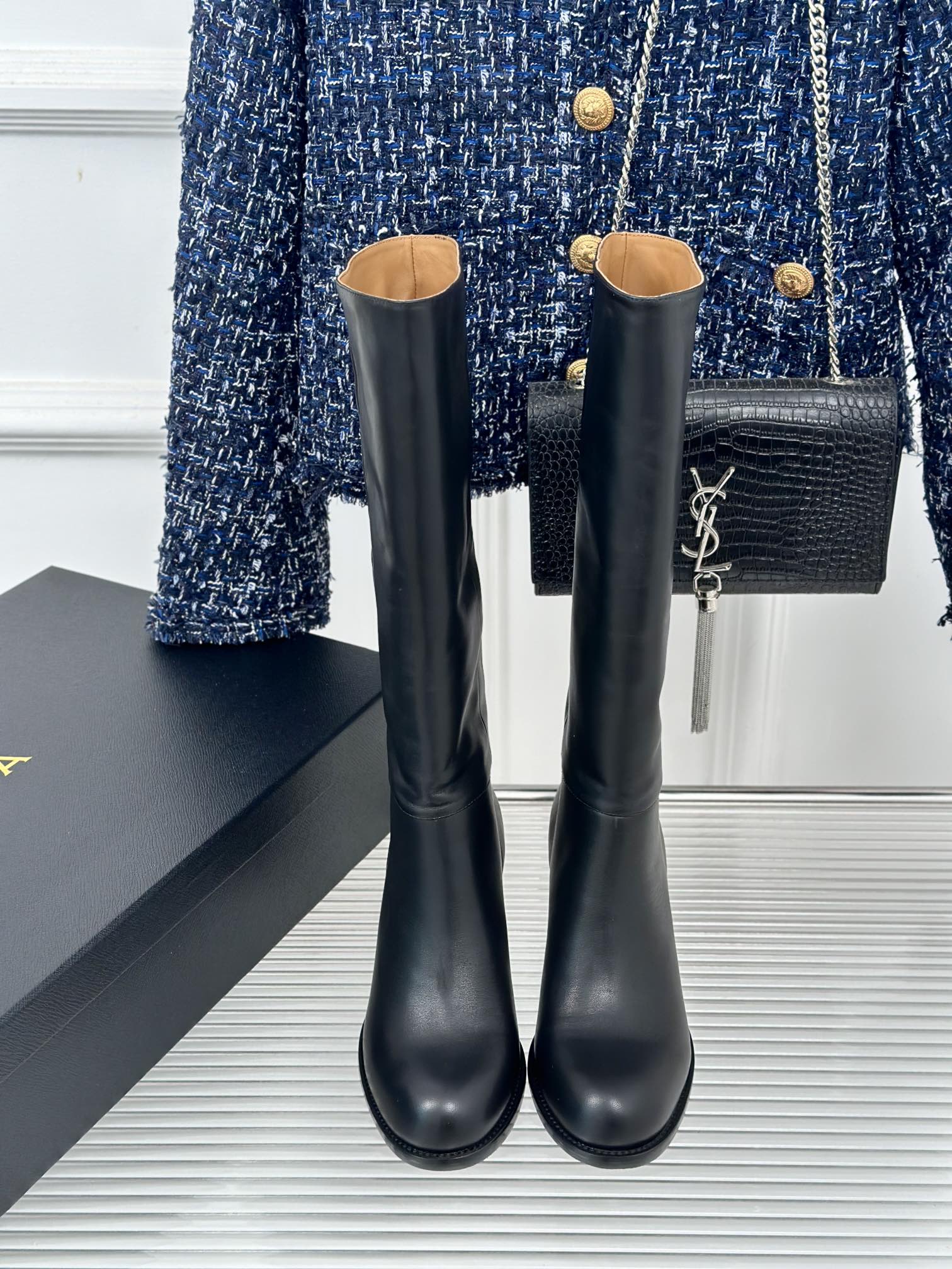 Alaila High Boots In Black Cowhdie 894440