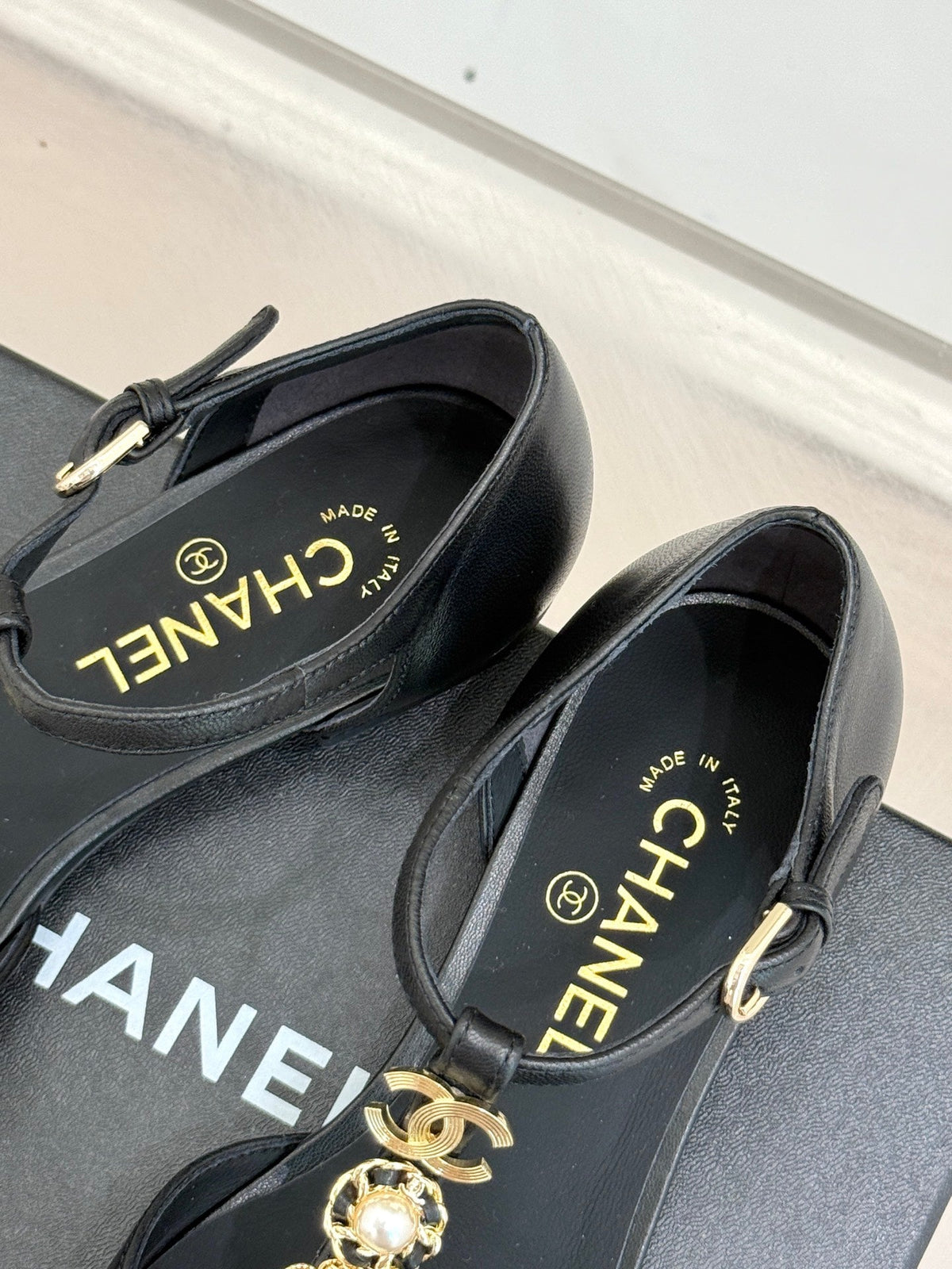 Chanel 26s Camellia T-Strap Cap Toe Flat Sandals Black 153408