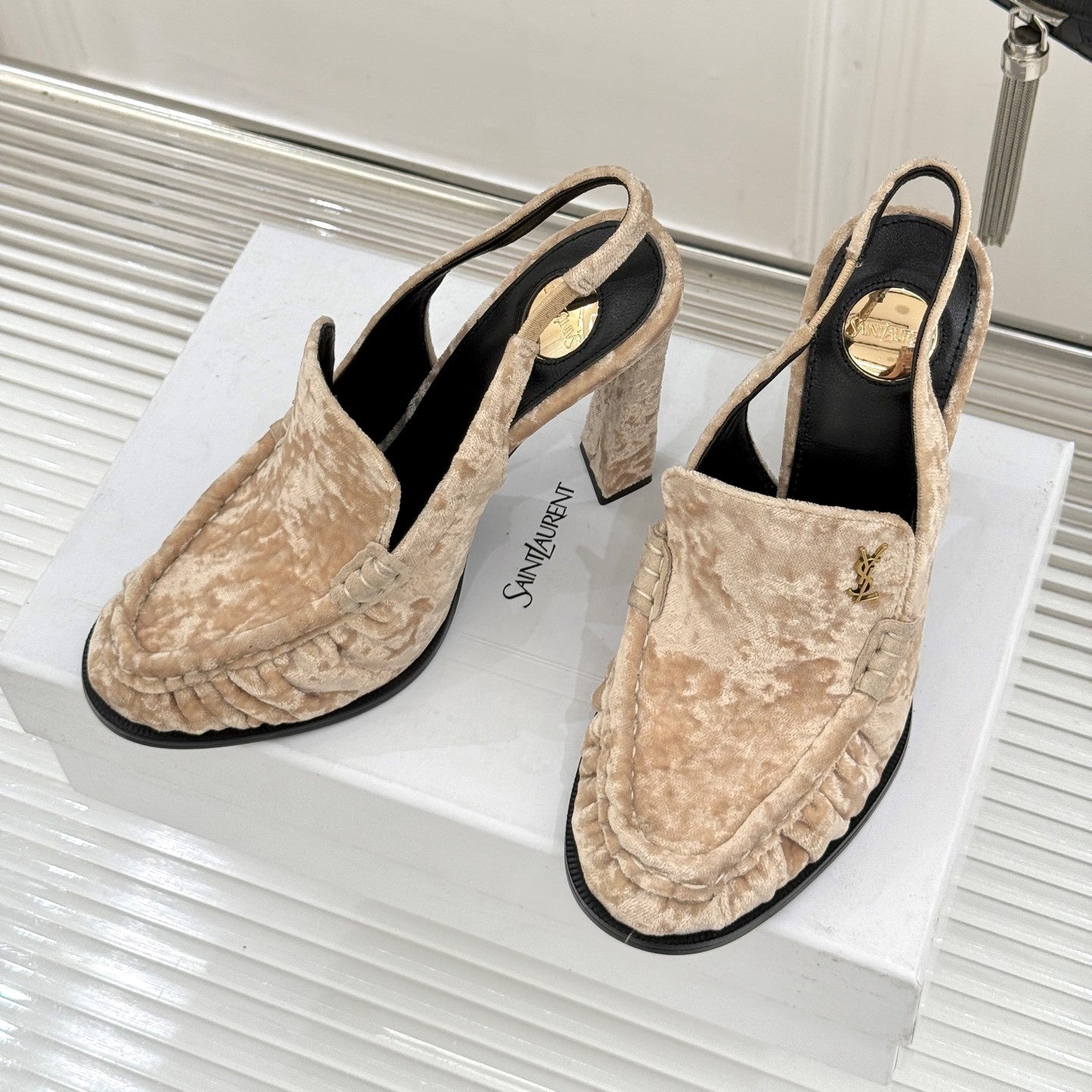 YSL 26WF Le Slingback 10.5cm Beige Velvet 642959