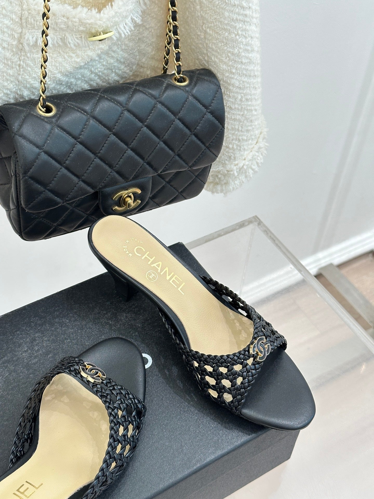 CC 26s Peep-Toe High-Heeled Mules Black Woven Leather 766532