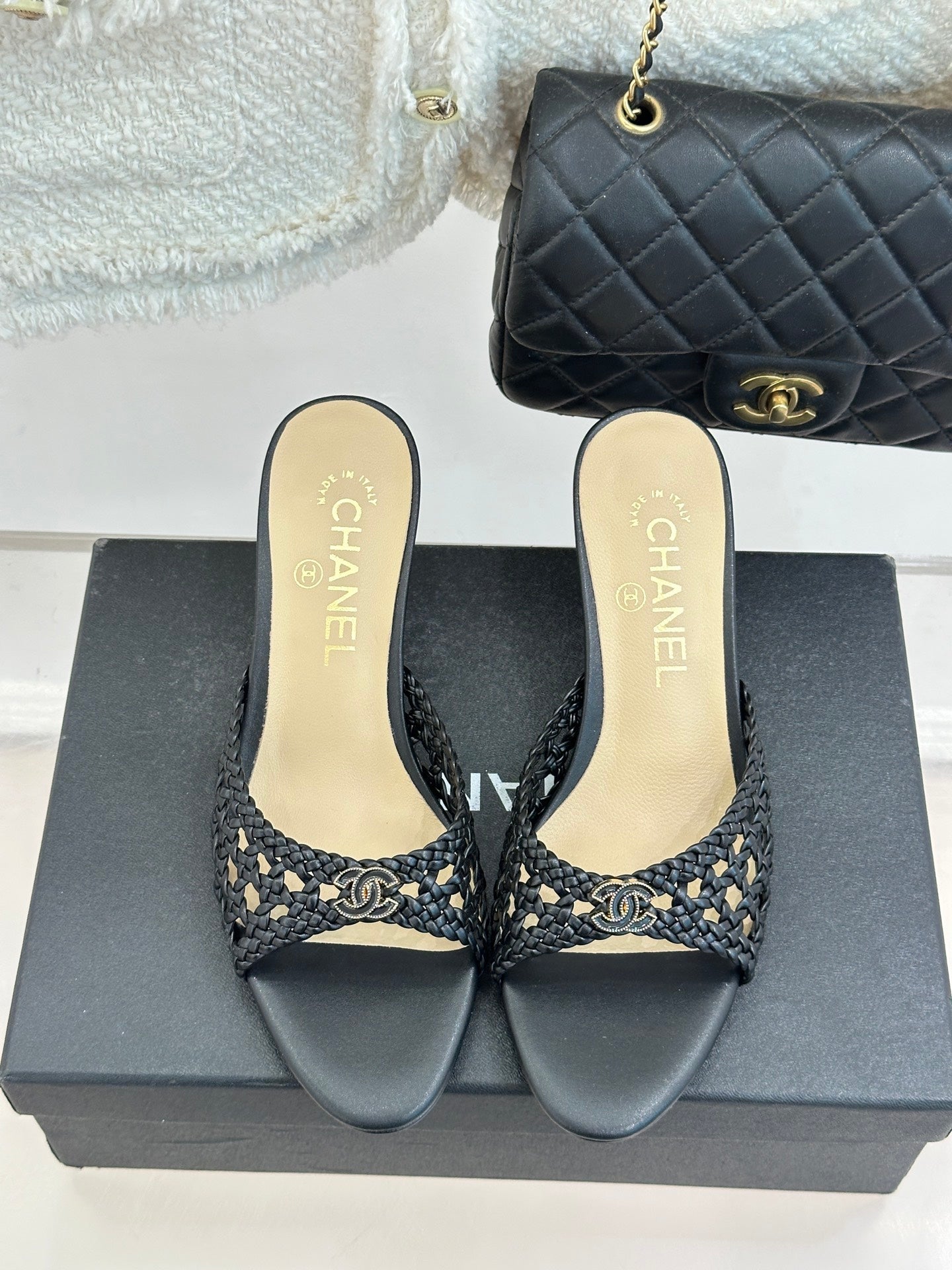 CC 26s Peep-Toe High-Heeled Mules Black Woven Leather 766532