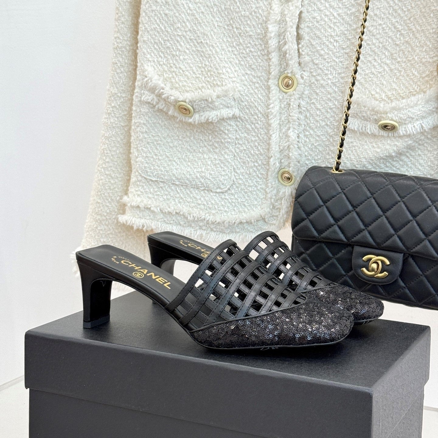 CC Woven Square-Toe Slippers Black Leather 825776