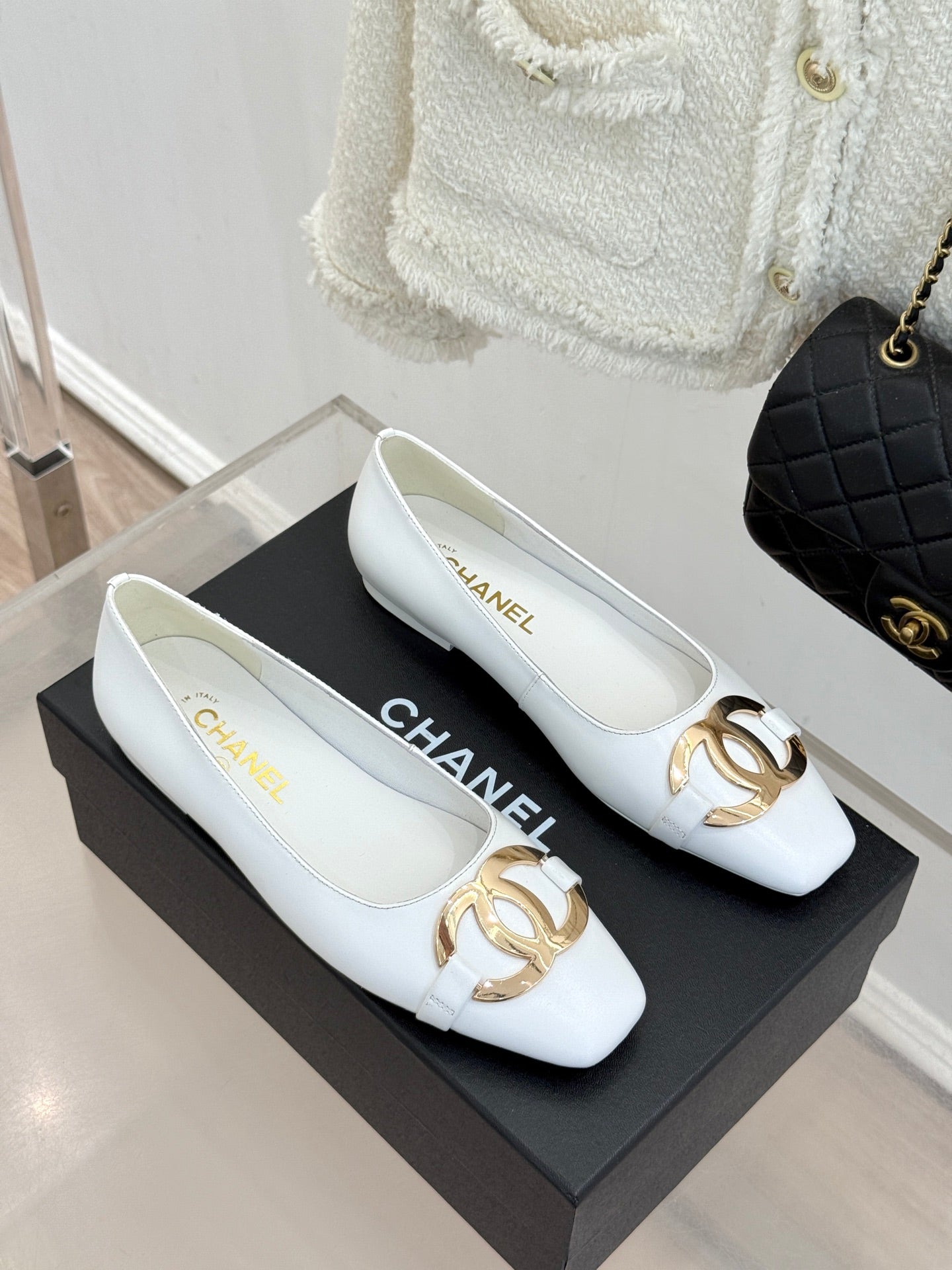 CC 26s Buckle Square Toe Ballet Flat White Lambskin 829736