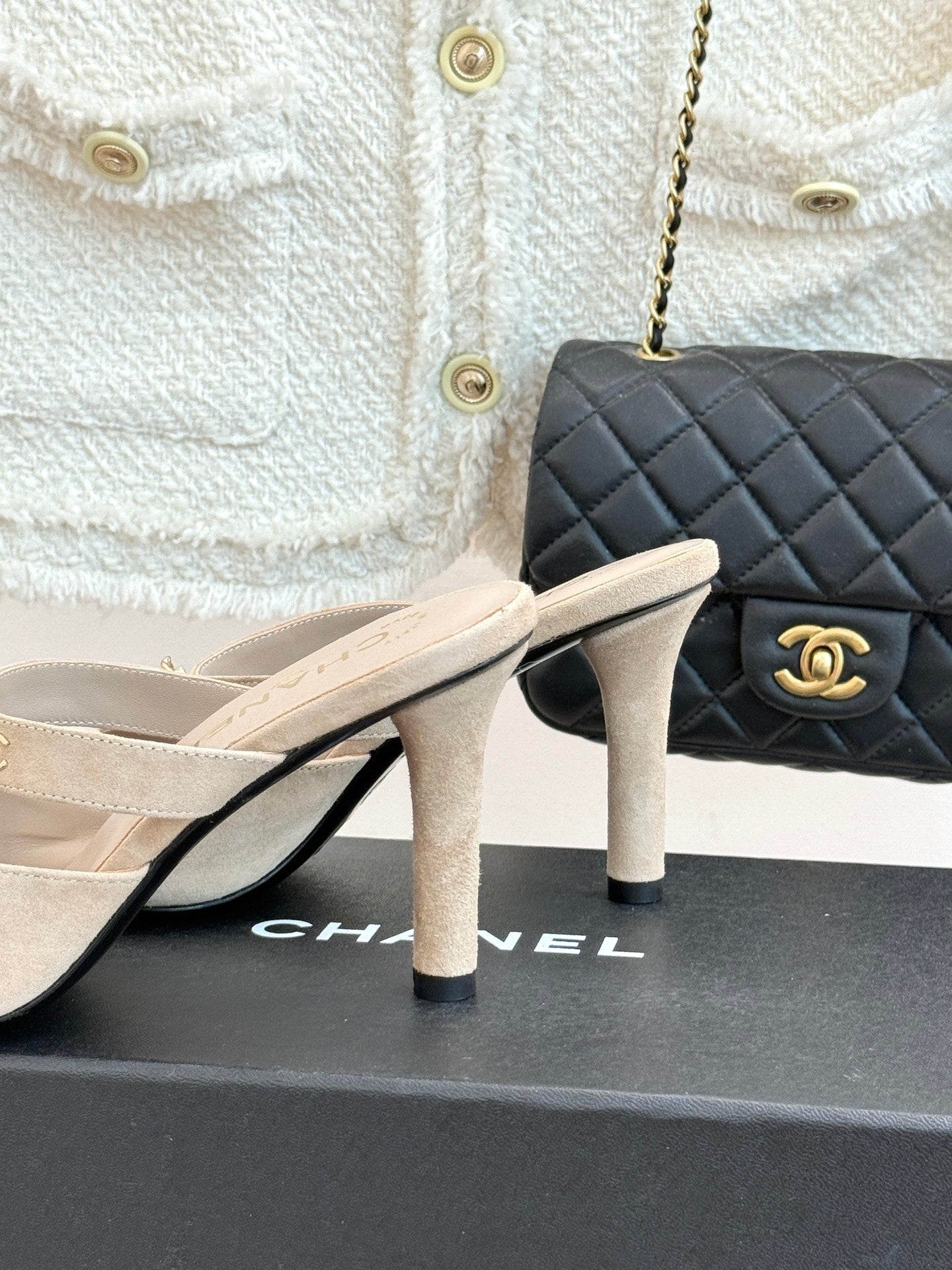 CC 26s Camellia High-Heeled Sandals Light Taupe Suede 920378