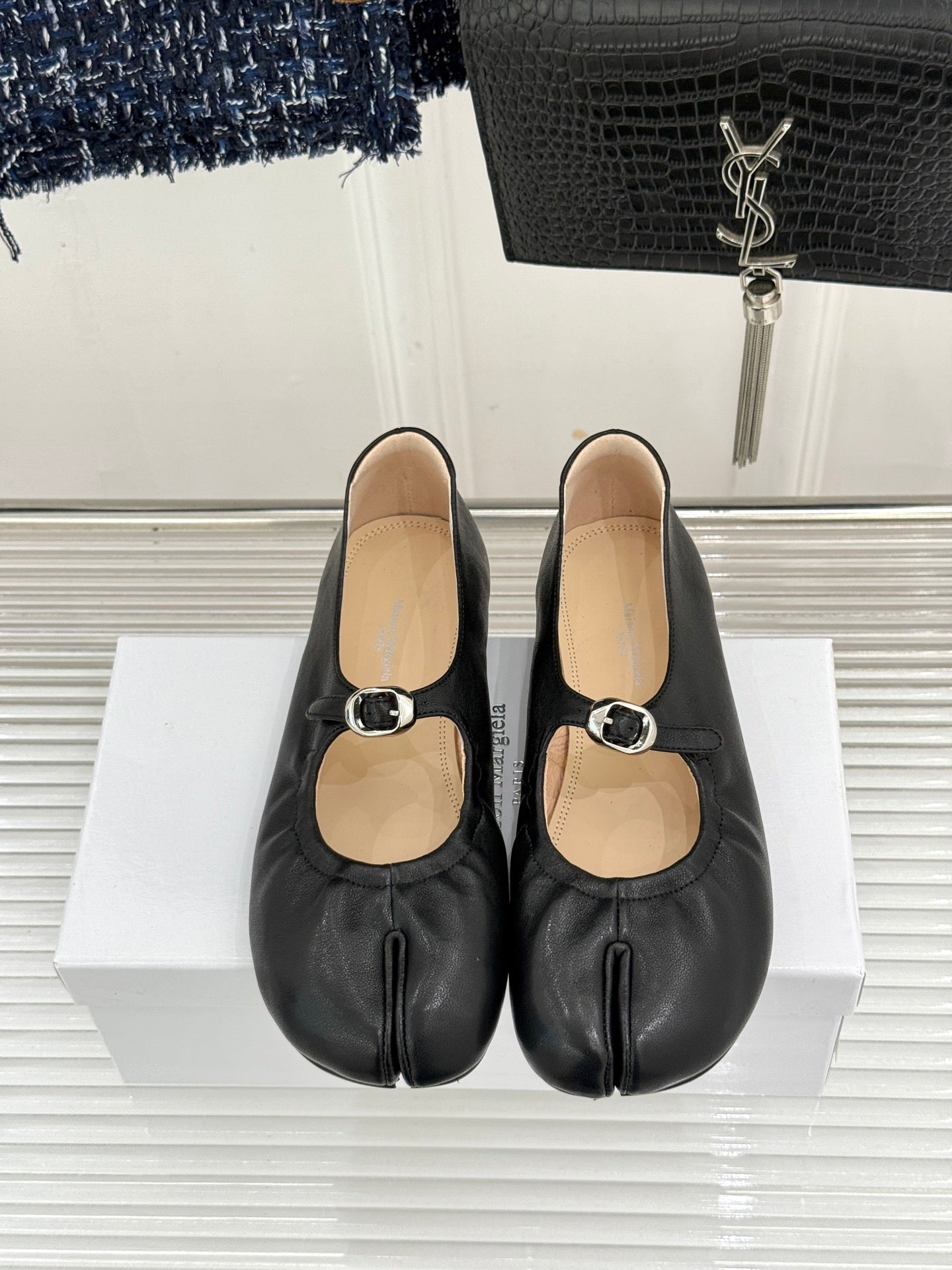 MM6 26s Tabi Mary Jane Ballerina Flats Black Leather 991570