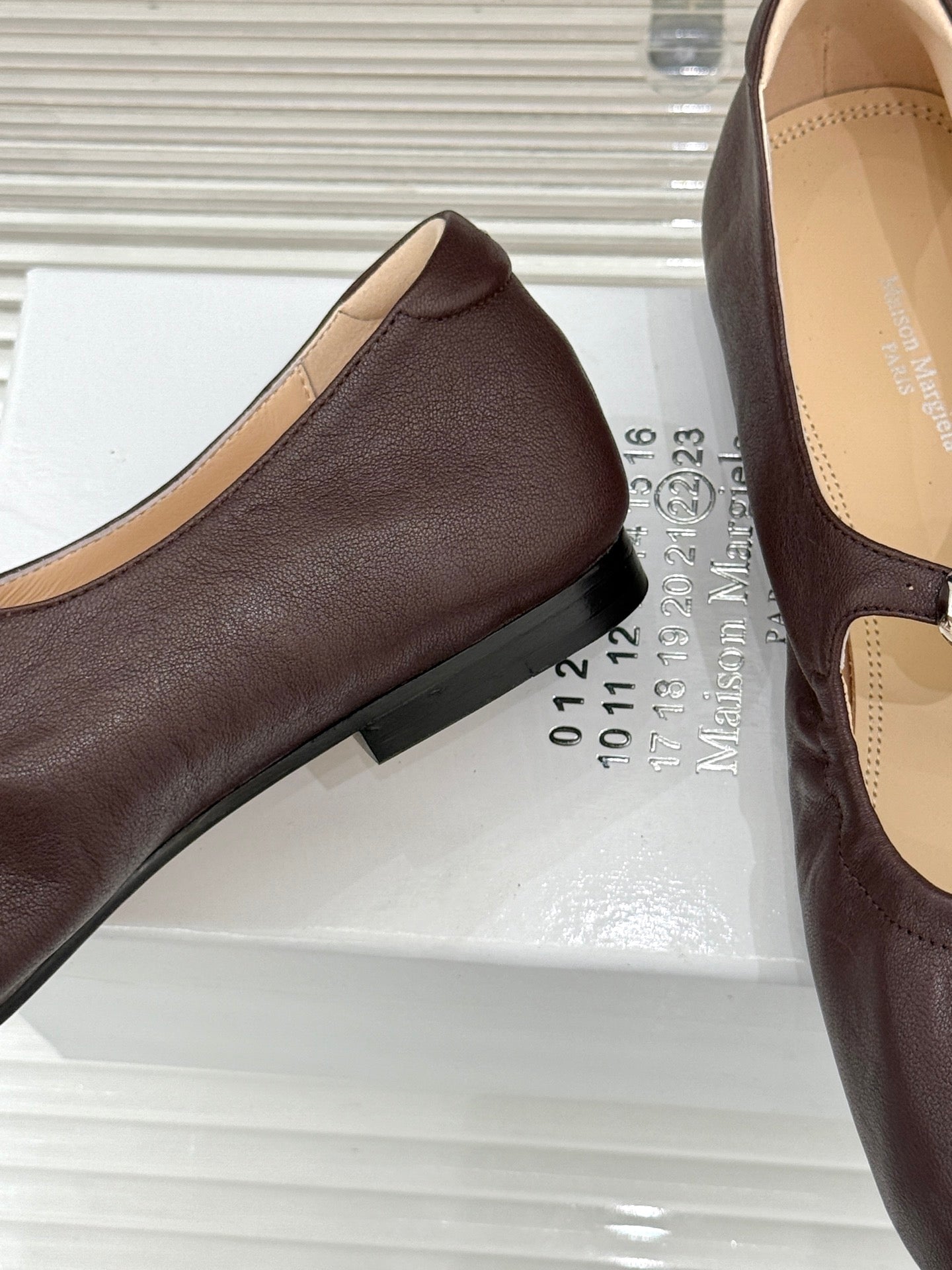 MM6 26s Tabi Mary Jane Ballerina Flats Dark Brown Leather 991571