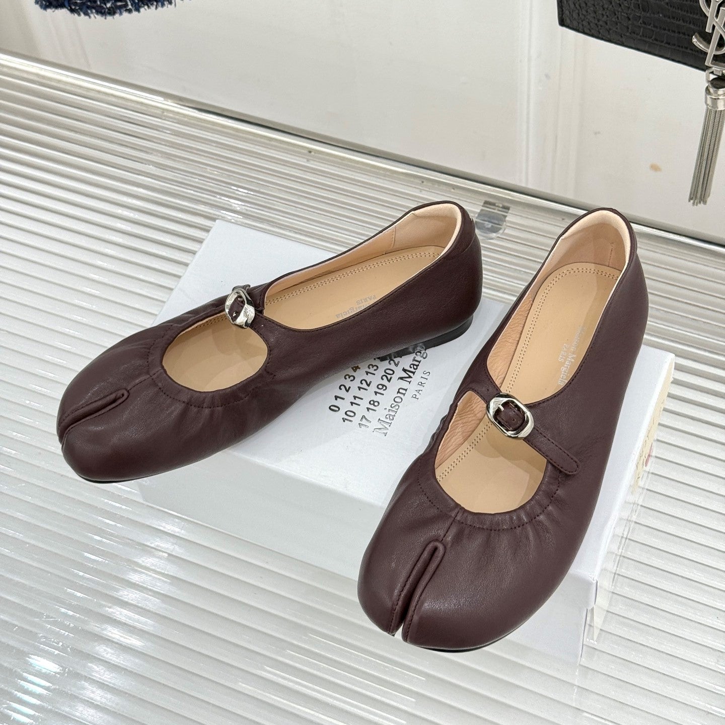 MM6 26s Tabi Mary Jane Ballerina Flats Dark Brown Leather 991571