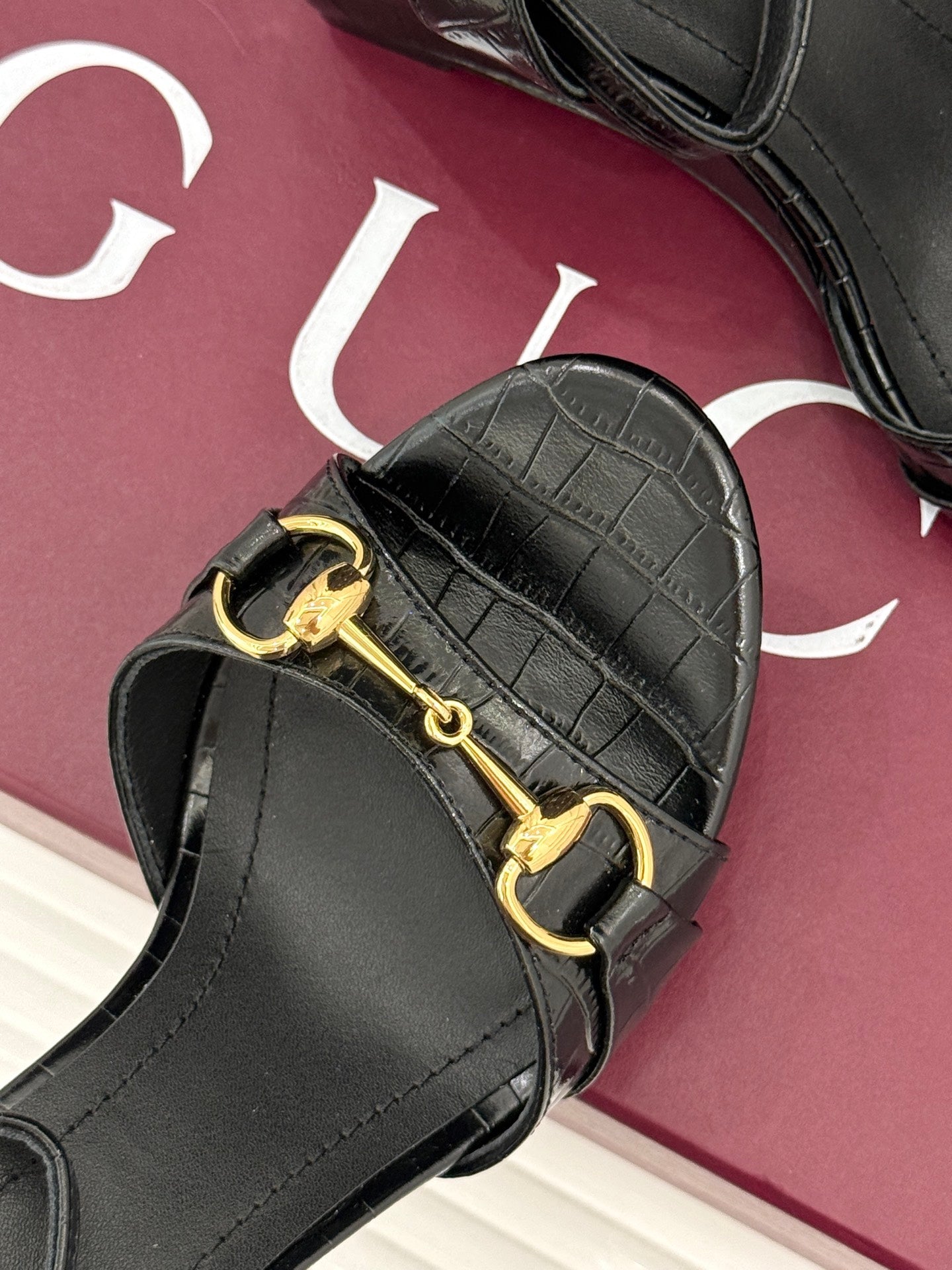GG 26s Donna Wedge Sandal 8cm Black Embossed Sheepskin 991717
