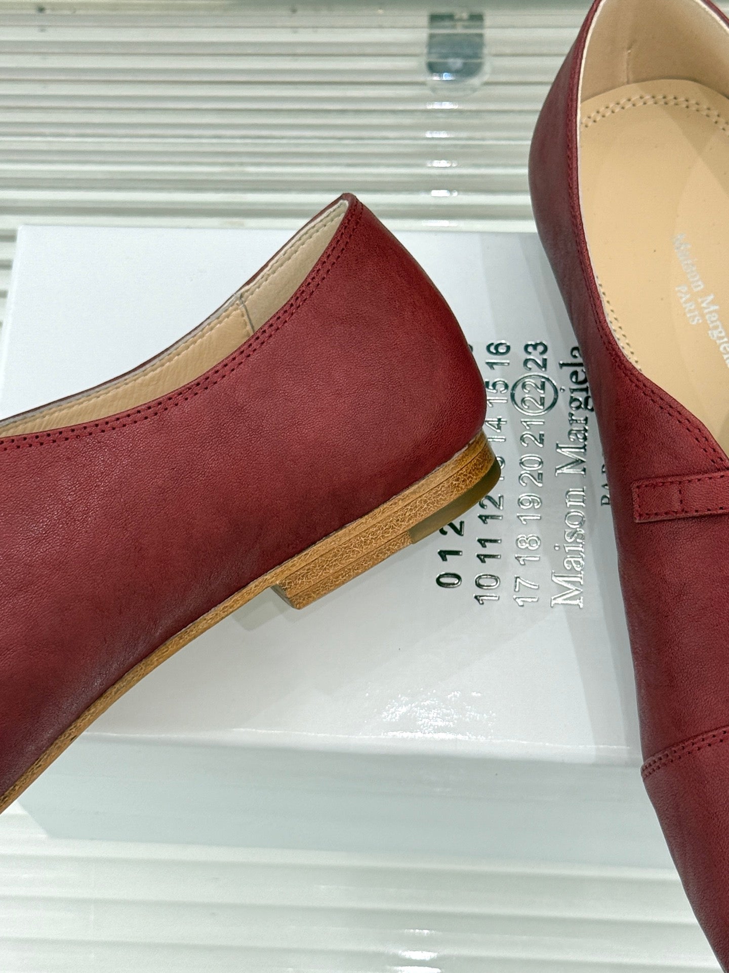 MM6 26s Split-Toe Mary Jane Burgundy Leather 991574
