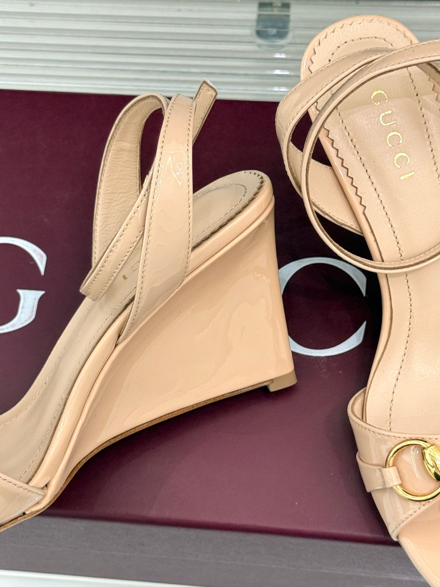 GG 26s Donna Wedge Sandal 8cm Cream Sheepskin 991738