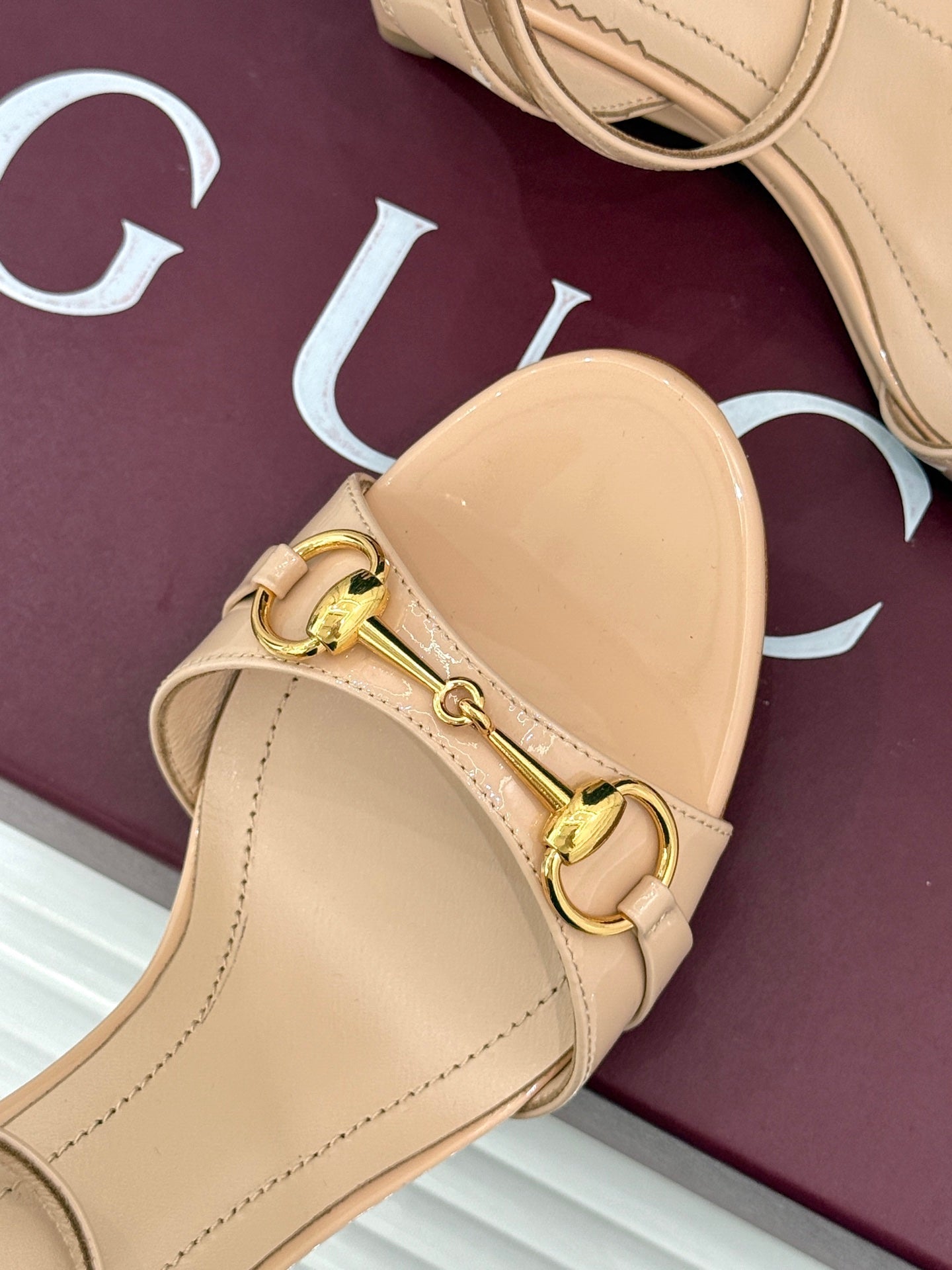 GG 26s Donna Wedge Sandal 8cm Cream Sheepskin 991738